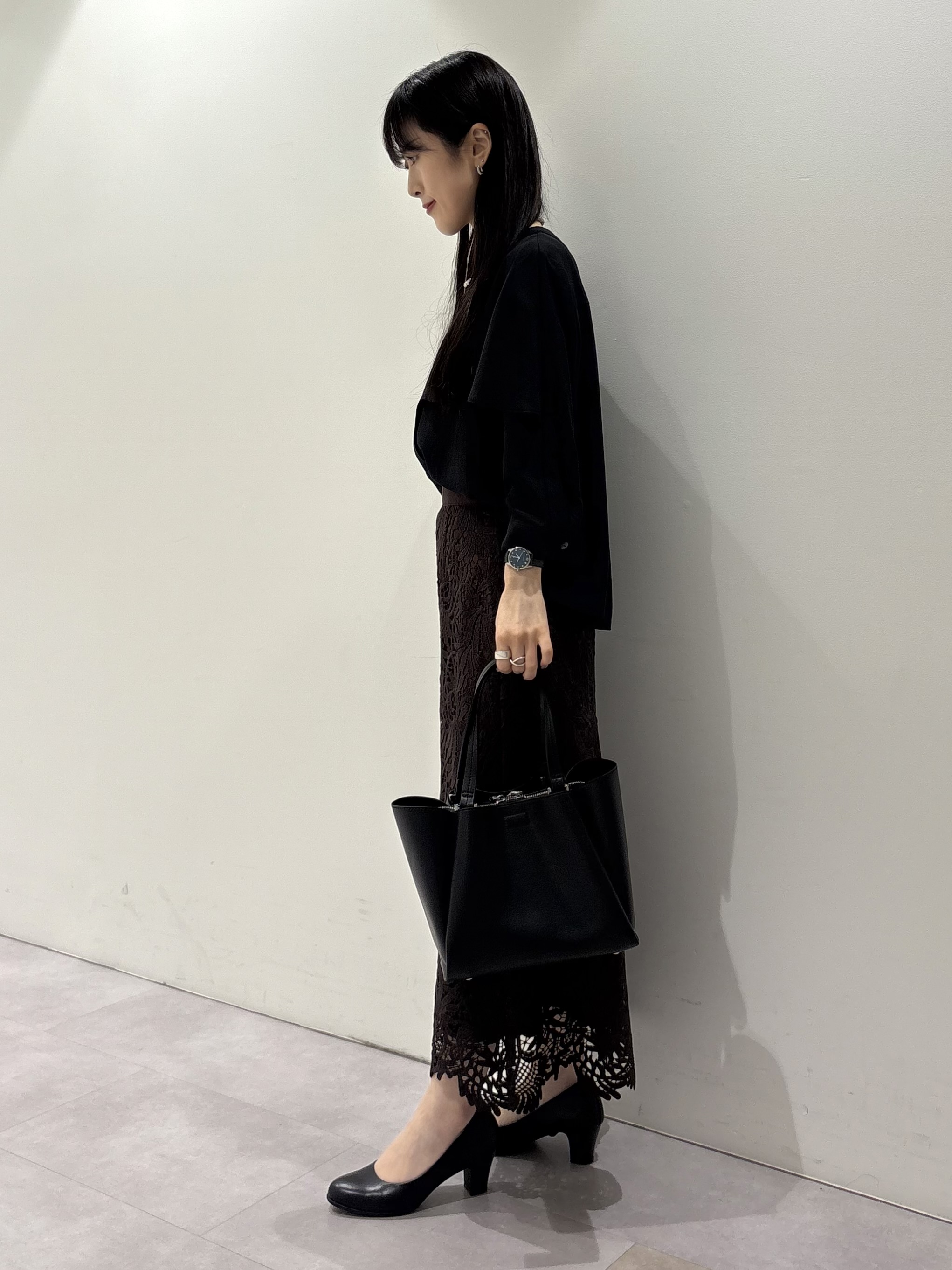 KEIKOさんの「INDIVI｜【接触冷感/UVケア/夏羽織り/着る日傘】ケープ風ブラウス」を使ったコーディネート