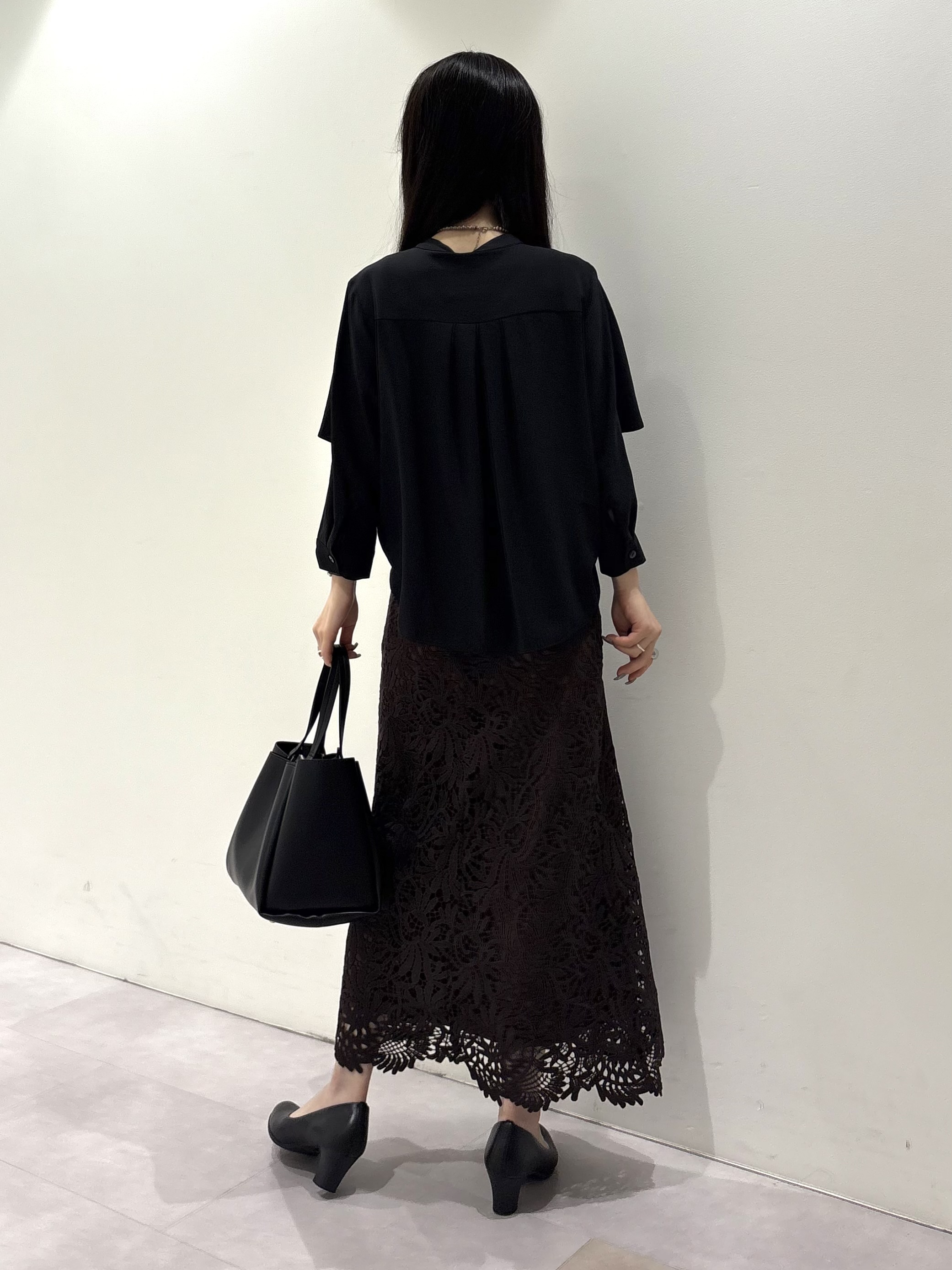 KEIKOさんの「INDIVI｜【接触冷感/UVケア/夏羽織り/着る日傘】ケープ風ブラウス」を使ったコーディネート