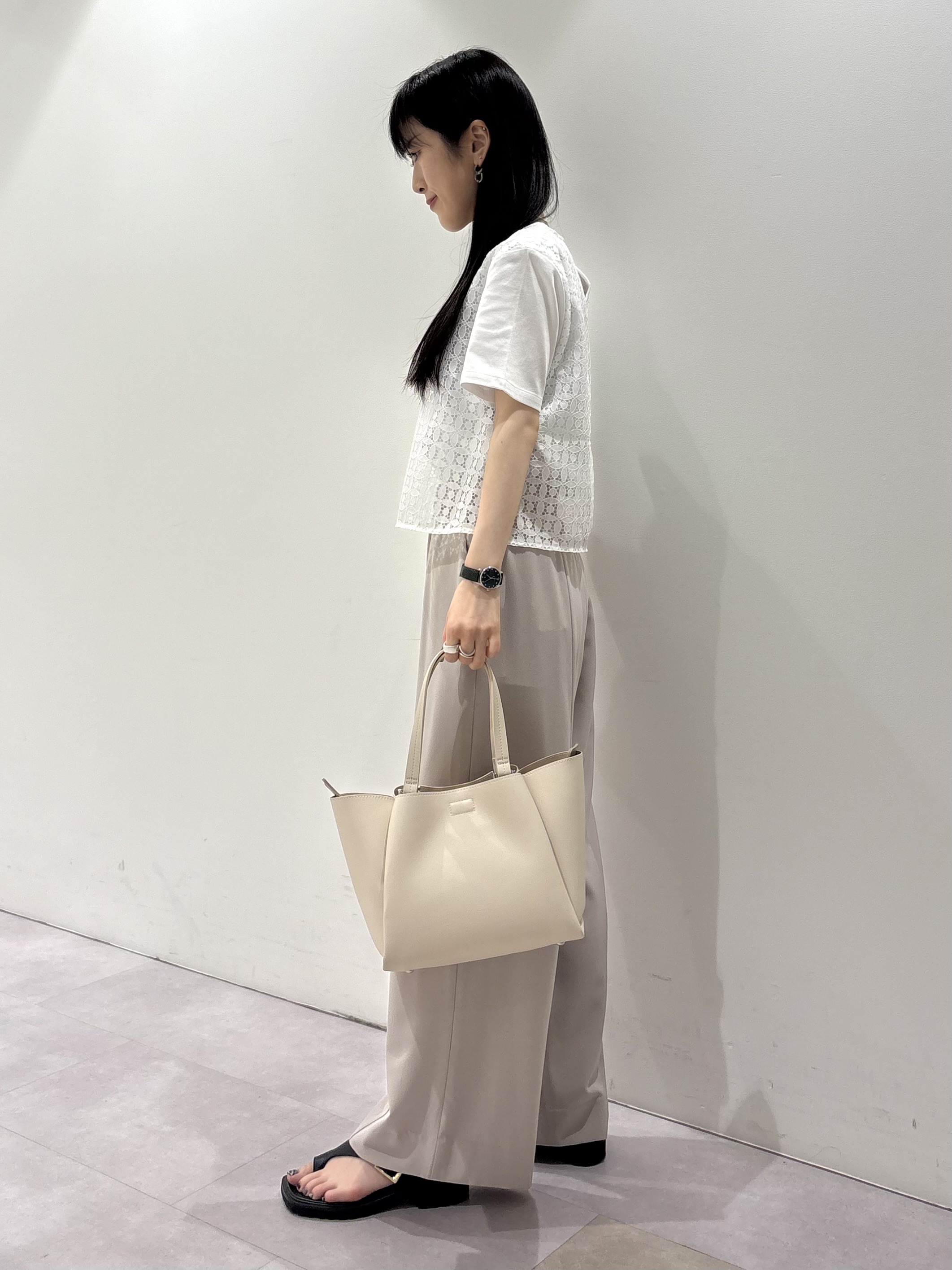 KEIKOさんの「INDIVI｜【洗える】レイヤード風レースコンビTシャツ」を使ったコーディネート