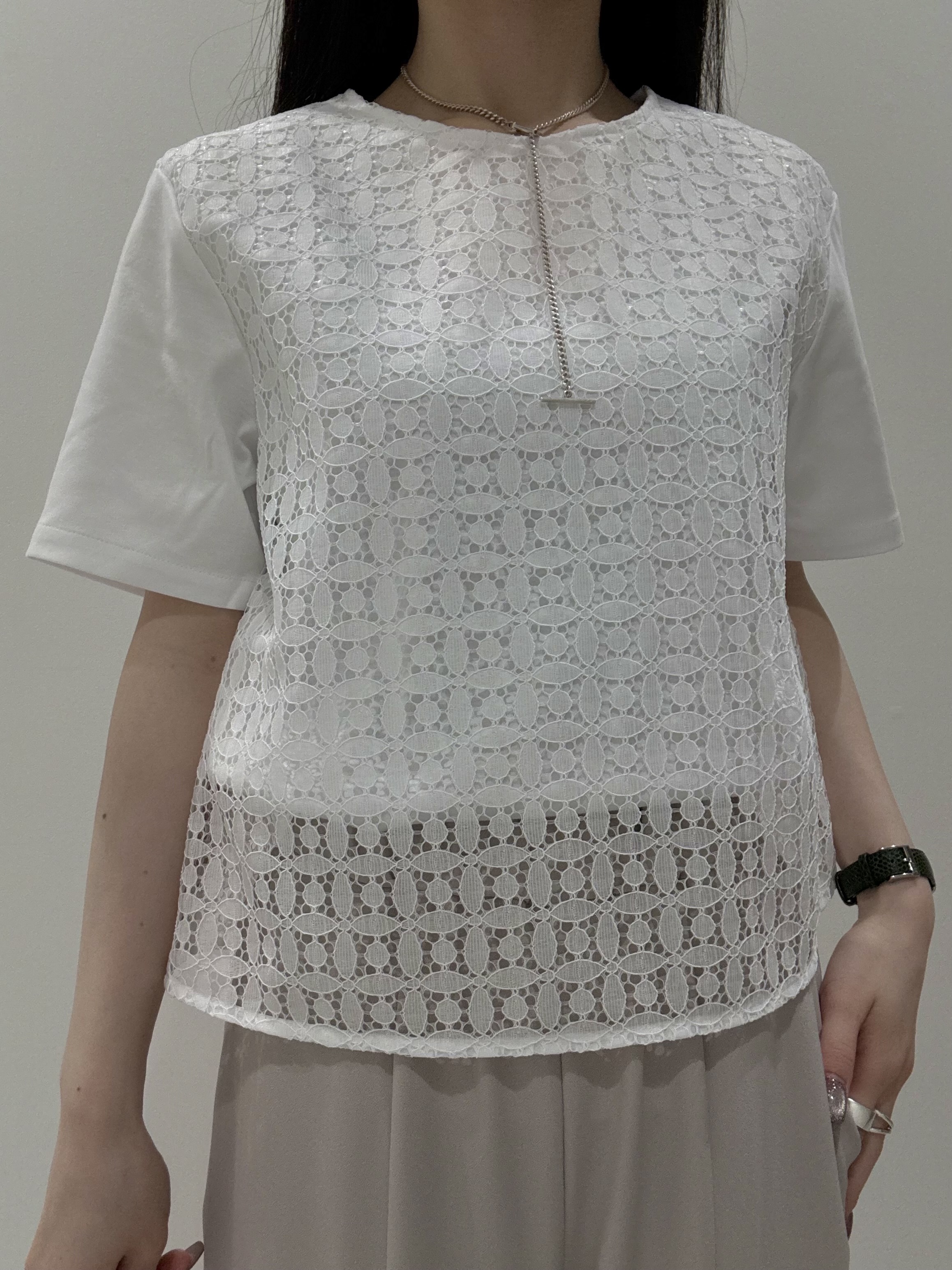 KEIKOさんの「INDIVI｜【洗える】レイヤード風レースコンビTシャツ」を使ったコーディネート