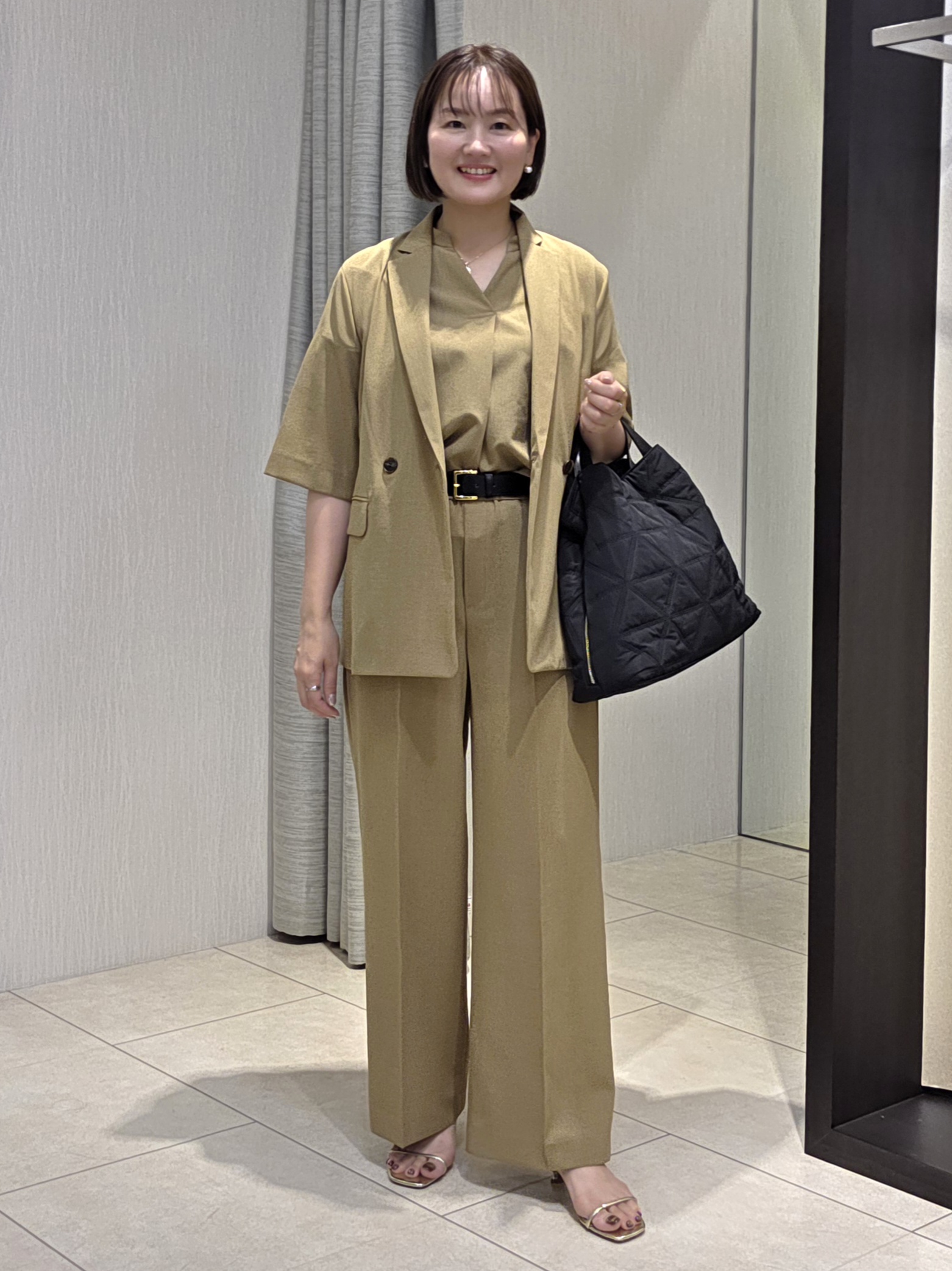 naokoさんの「UNTITLED｜【残暑も快適/セットアップ可/接触冷感】エアリークールブラウス」を使ったコーディネート