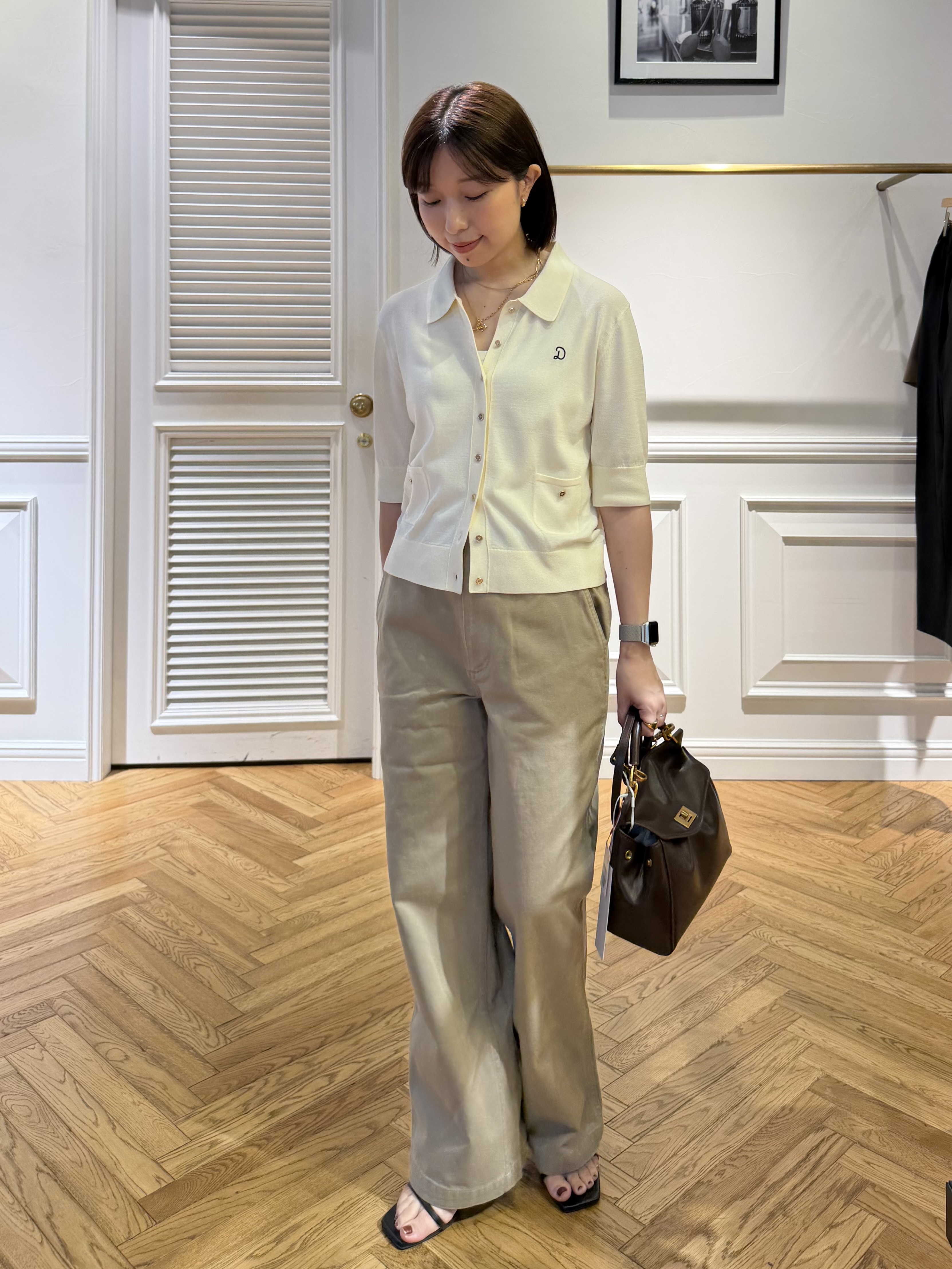 つじ まこさんの「DRESSTERIOR｜【接触冷感／UVカット】クールタッチ シャツカーディガン」を使ったコーディネート