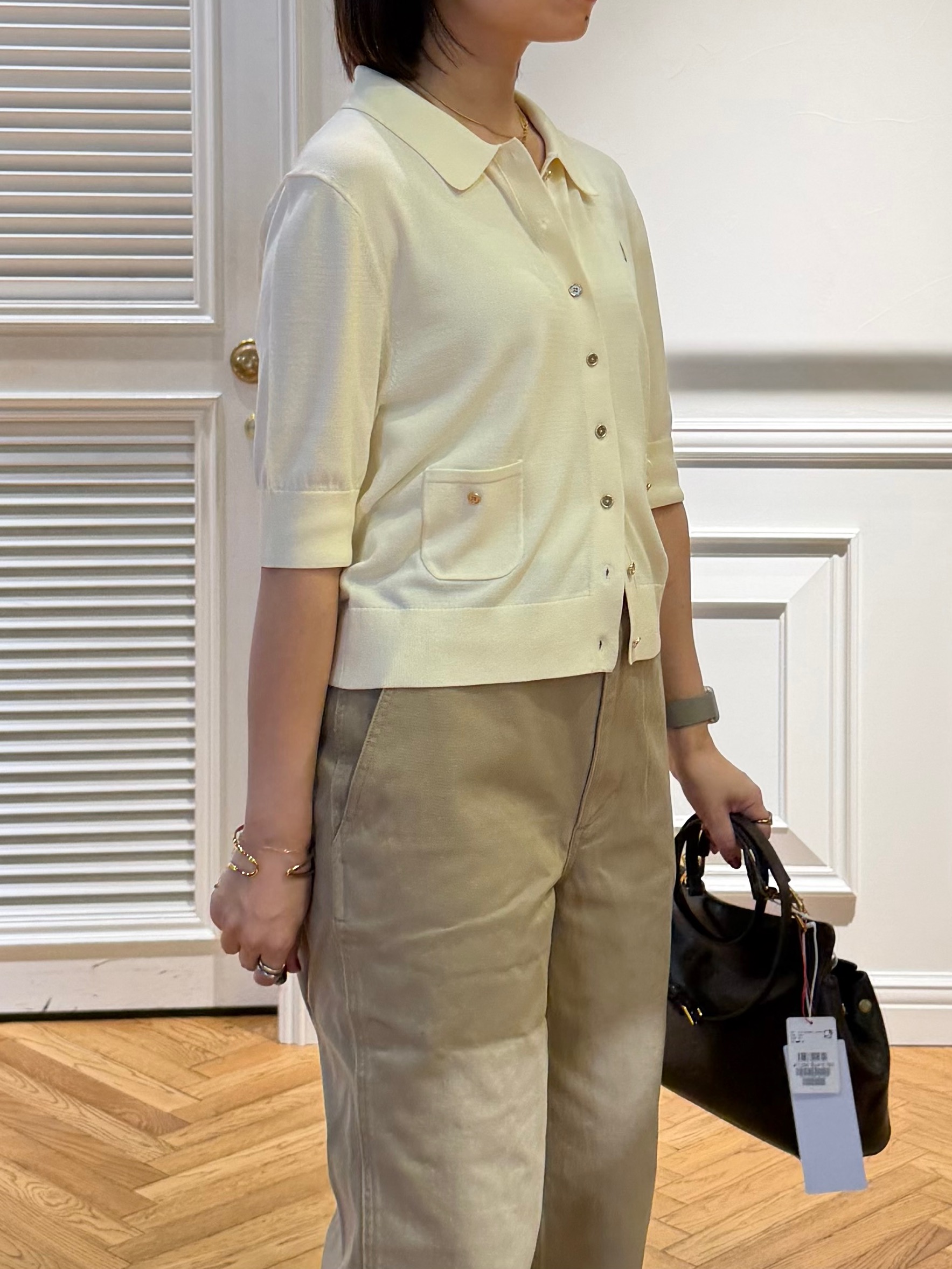 つじ まこさんの「DRESSTERIOR｜【接触冷感／UVカット】クールタッチ シャツカーディガン」を使ったコーディネート