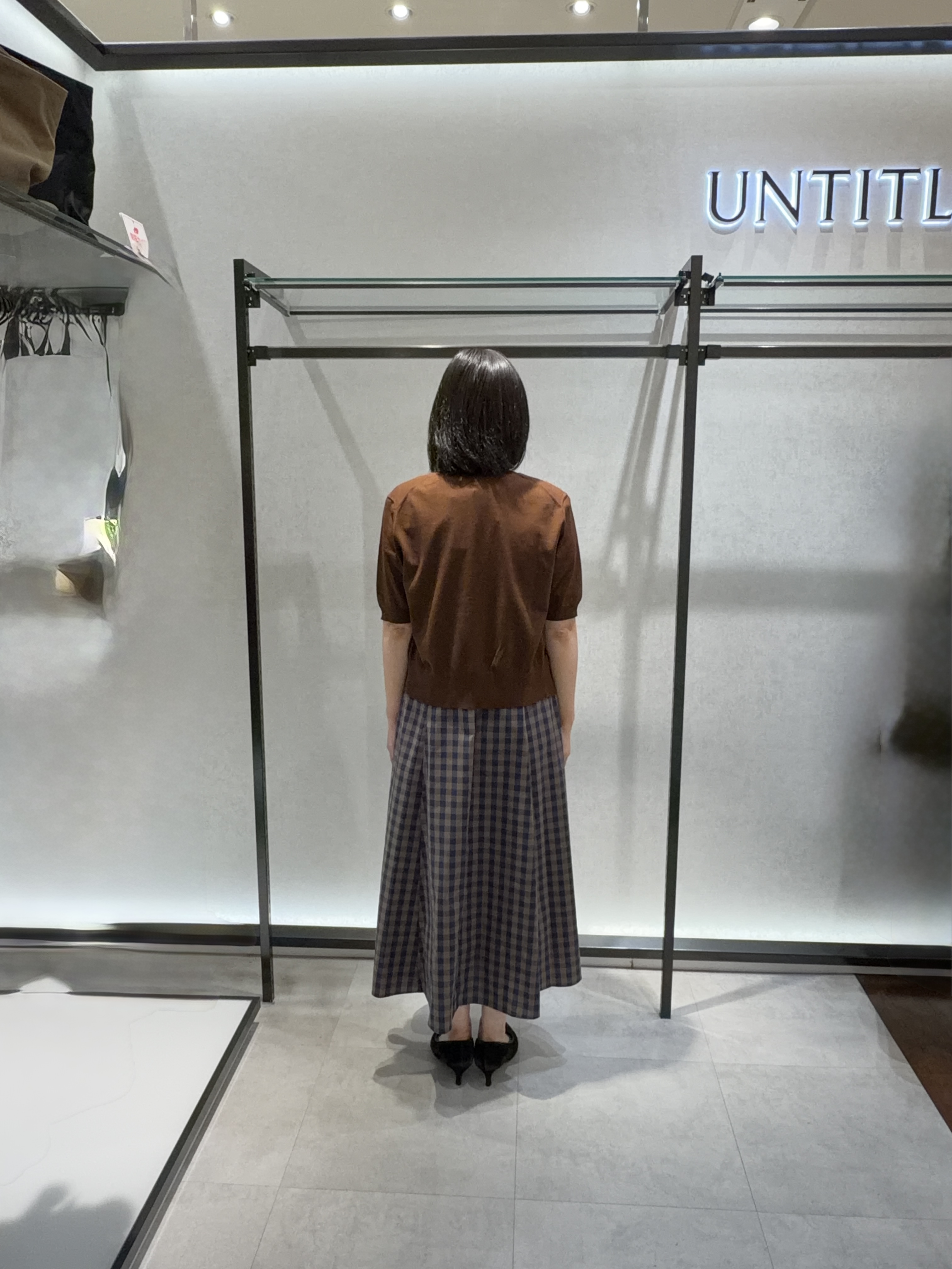 わたなべさんの「UNTITLED｜【すっきり秋羽織り/前開きボタン】ドライタッチ5分袖カーディガン」を使ったコーディネート