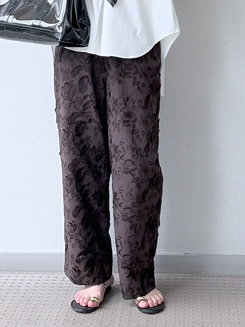 yoshikadoさんの「DRESSTERIOR｜フレンチスリーブ スキッパーブラウス」を使ったコーディネート