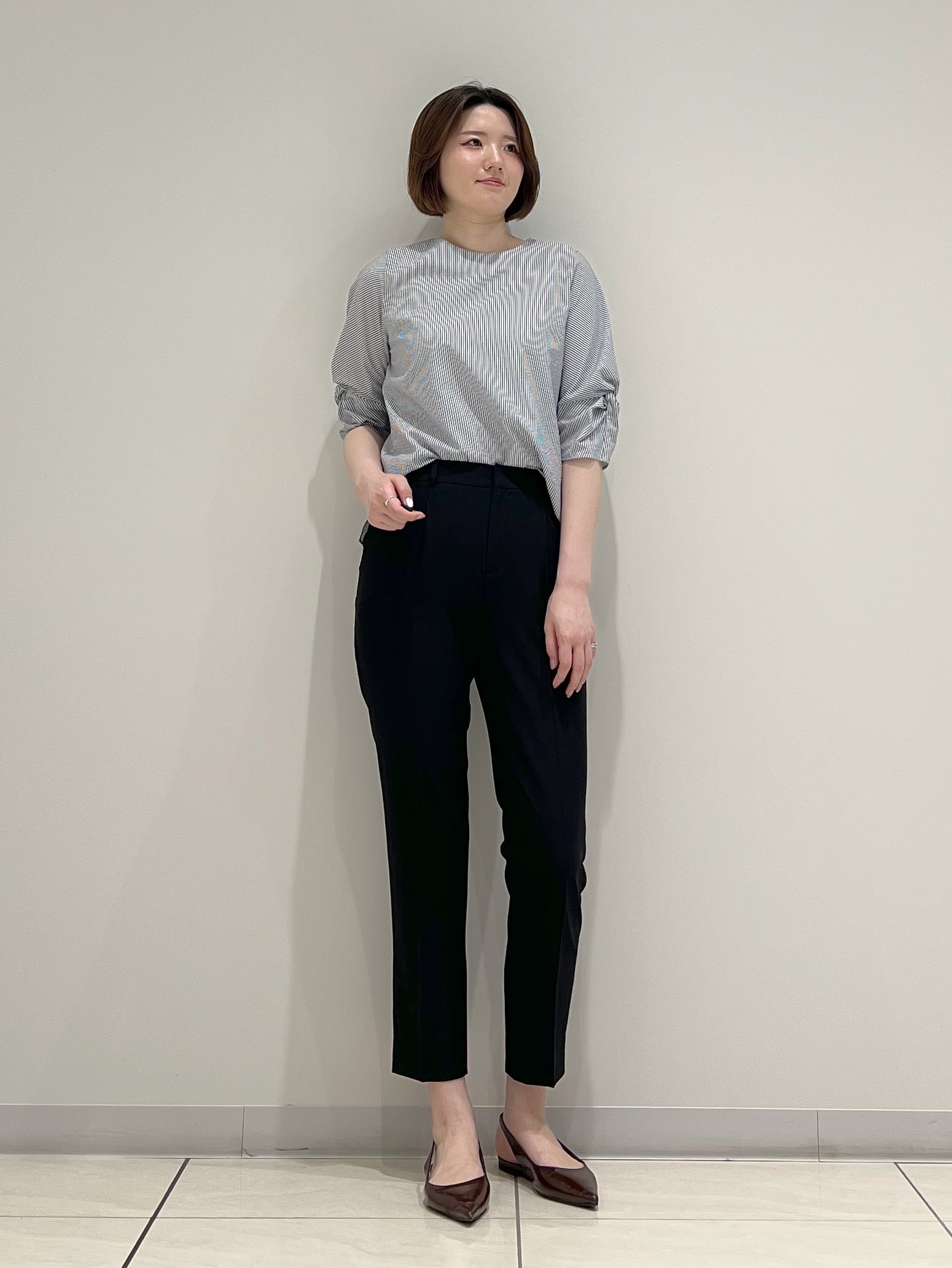 T.Kさんの「INDIVI｜【洗える／UVケア】ねじり袖サッカートップス」を使ったコーディネート