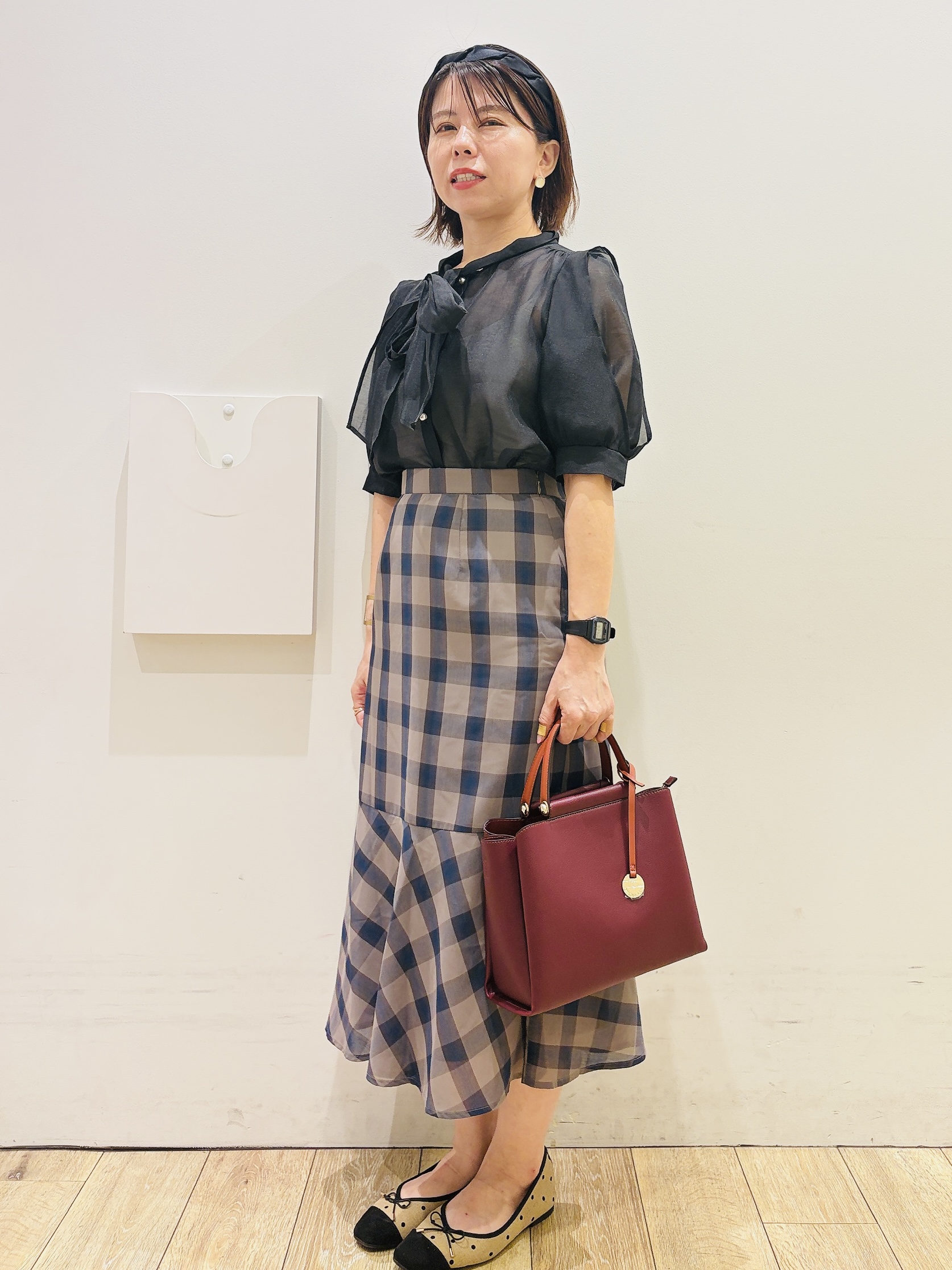 YUKOさんの「index｜【マツコの知らない世界で紹介】オーガンシアーリボンフリルブラウス《洗濯機OK／イージーアイロン》」を使ったコーディネート