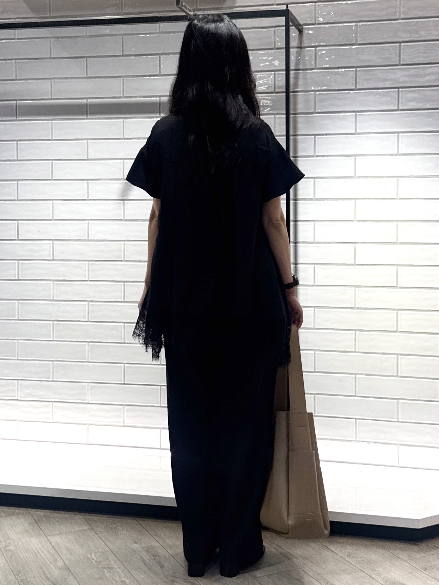 yuicciさんの「OPAQUE.CLIP｜裾レース スキッパーブラウス【洗濯機OK】」を使ったコーディネート