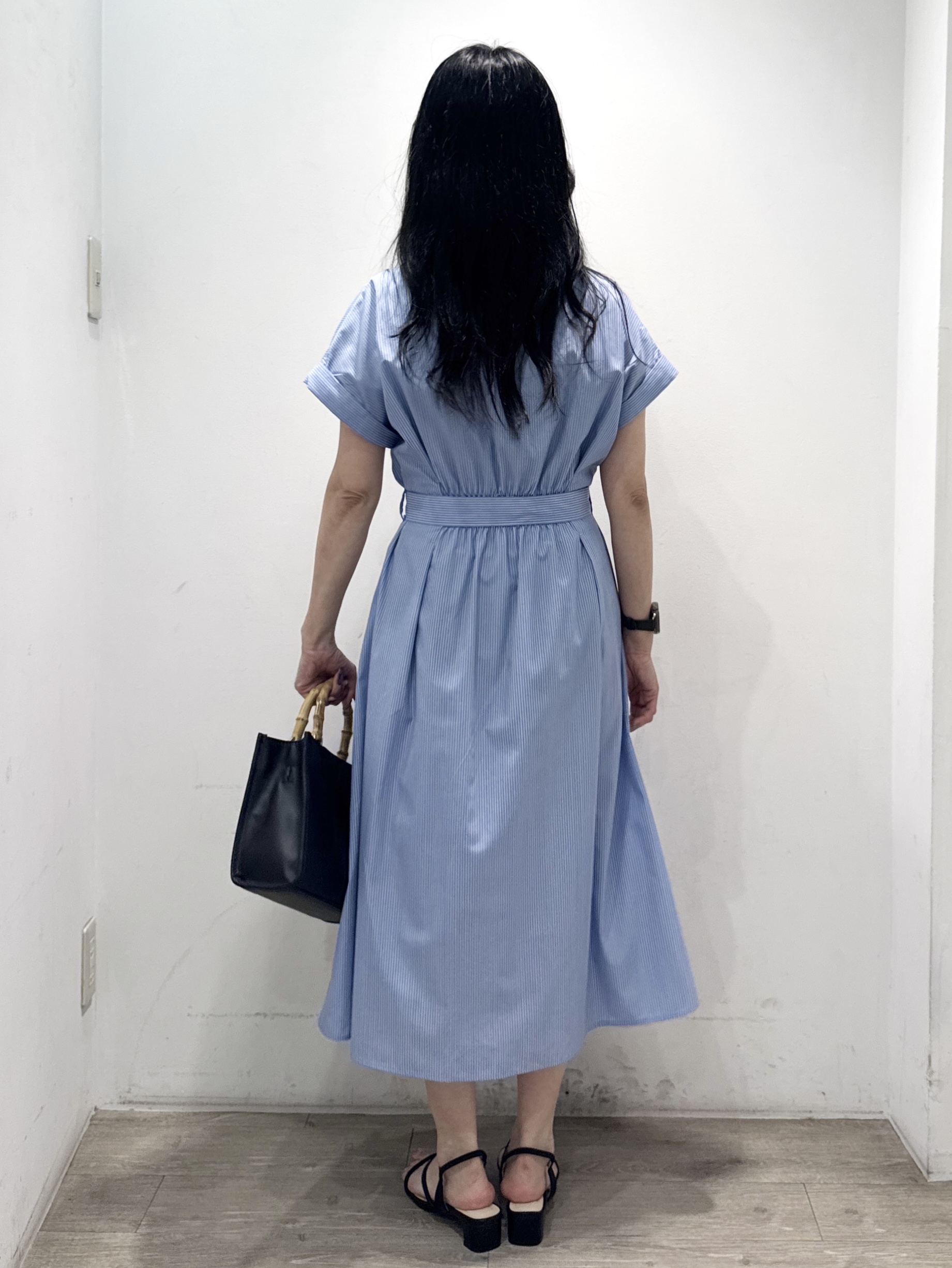 yuicciさんの「OPAQUE.CLIP｜【接触冷感／UV】ストライプタックシャツワンピース《洗濯機OK》」を使ったコーディネート