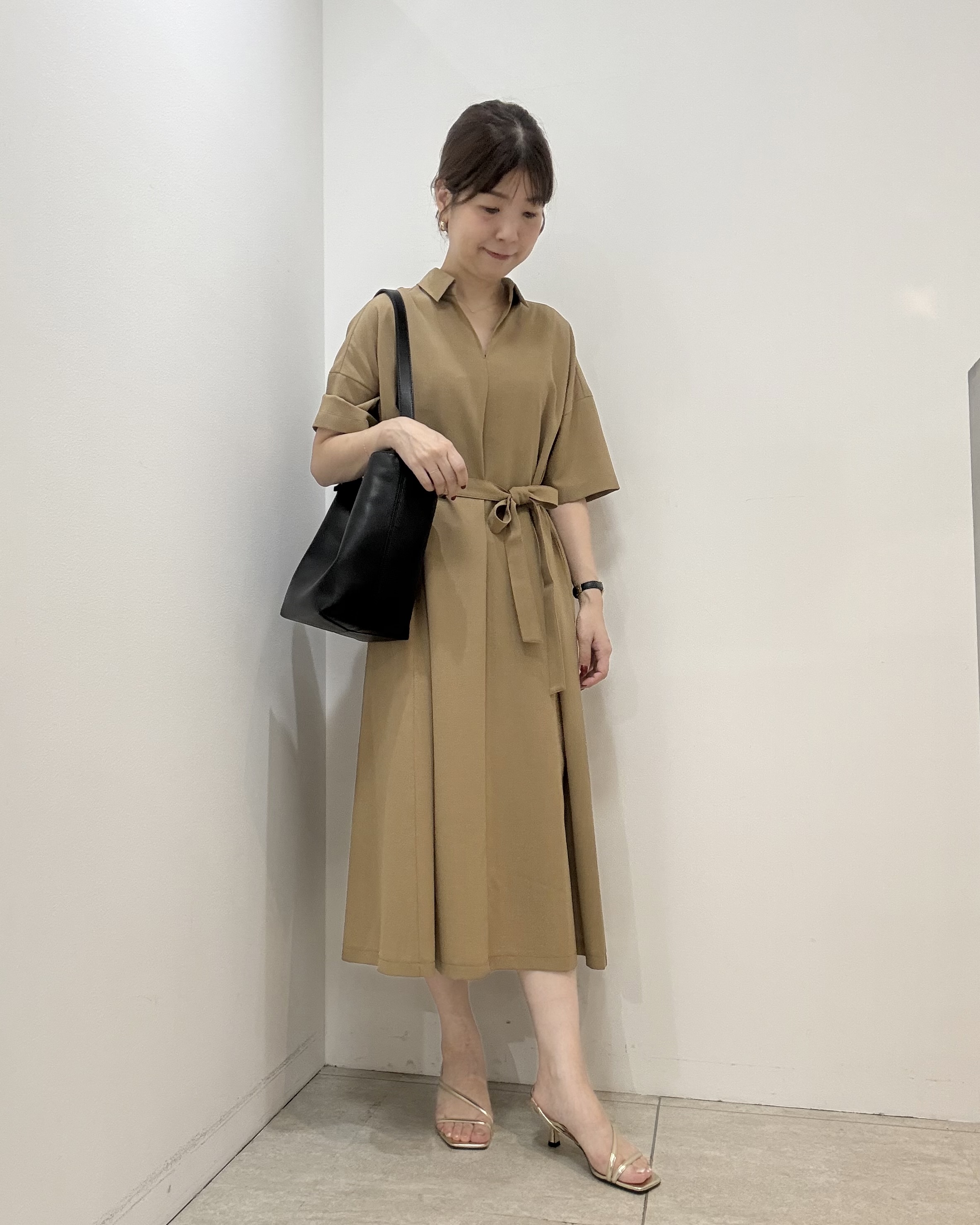 かなえさんの「UNTITLED｜【初秋も活躍/UVカット/接触冷感】エアリークールワンピース」を使ったコーディネート