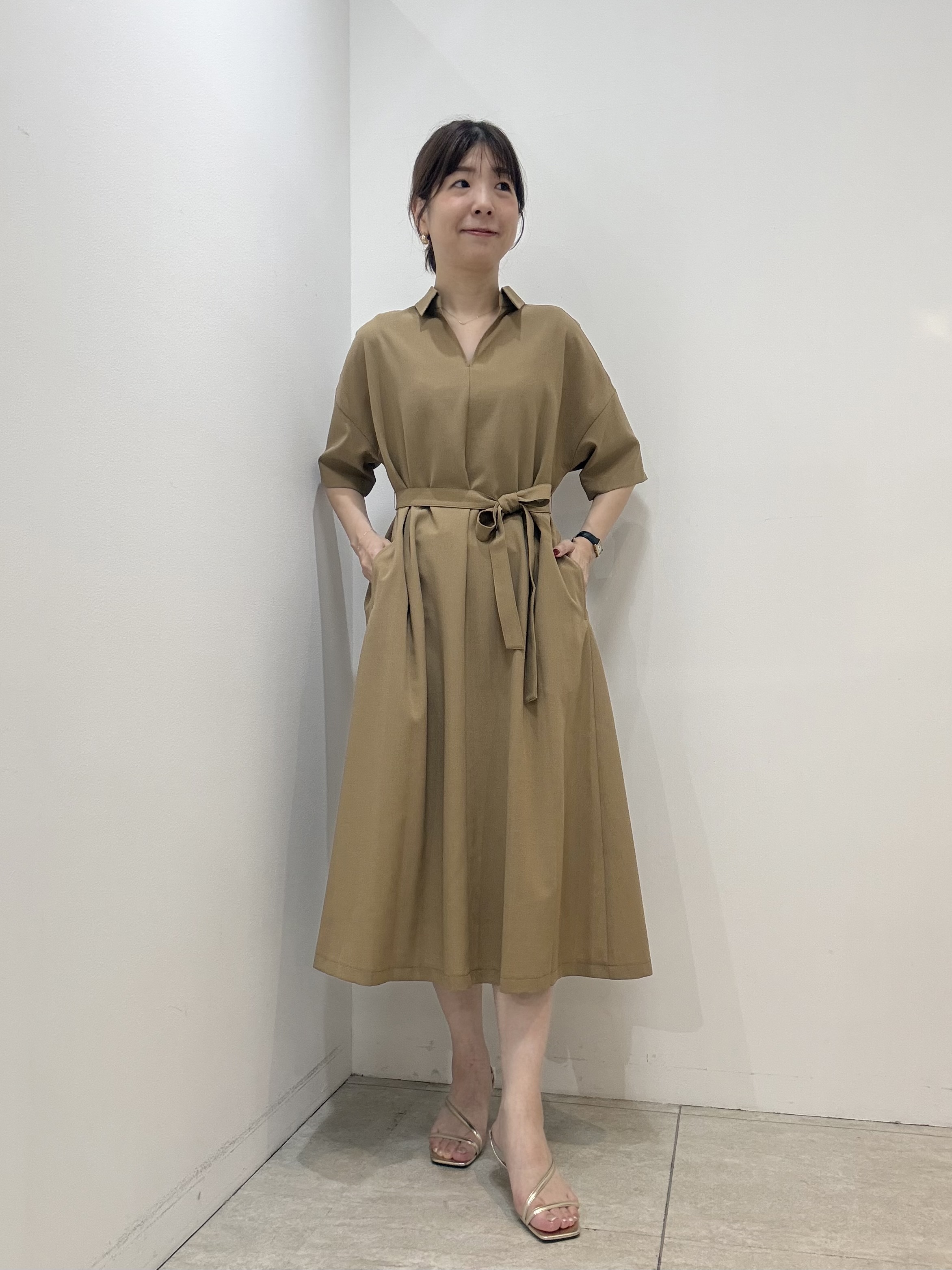 かなえさんの「UNTITLED｜【初秋も活躍/UVカット/接触冷感】エアリークールワンピース」を使ったコーディネート