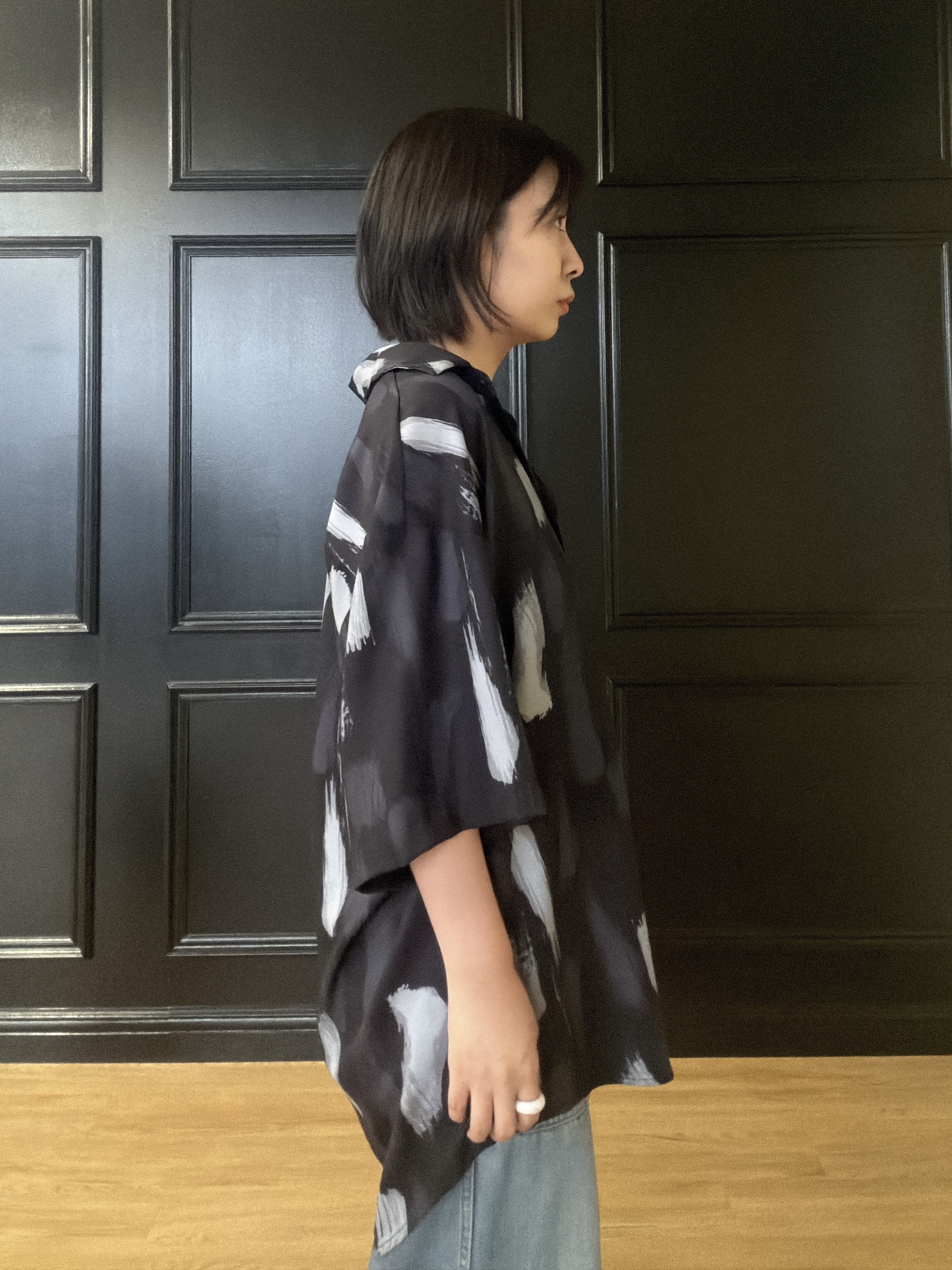 abeさんの「tk.TAKEO KIKUCHI｜アブストプリントシャツ」を使ったコーディネート
