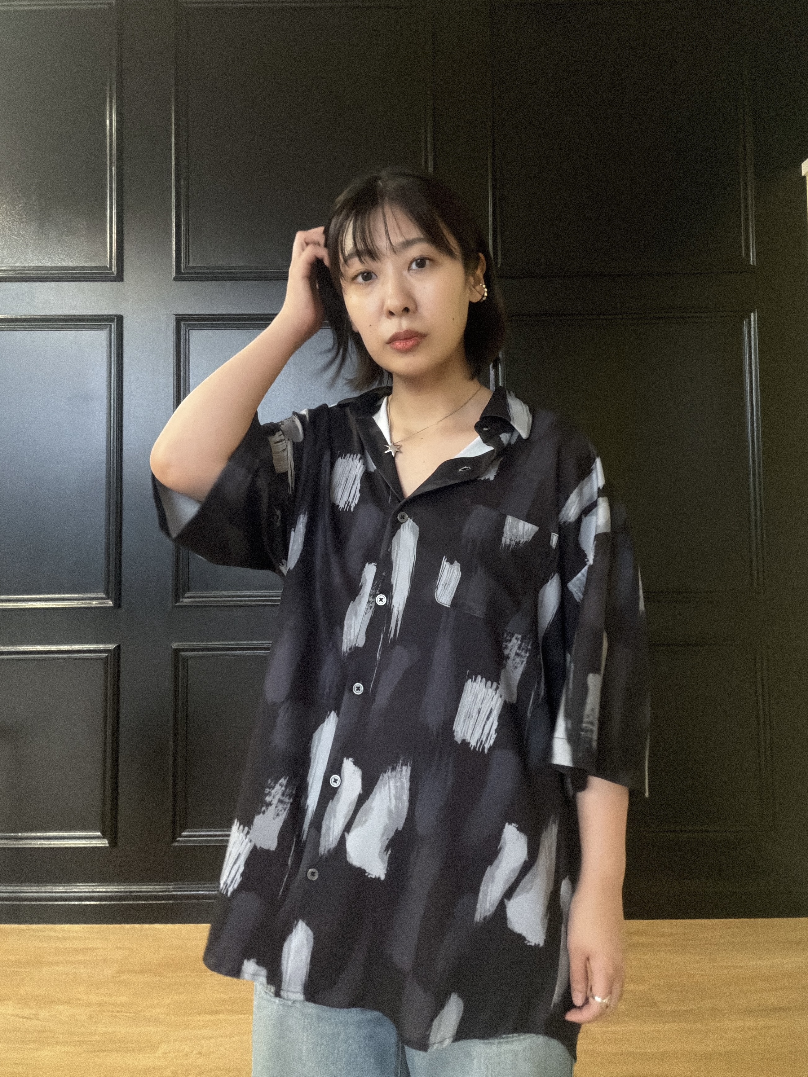 abeさんの「tk.TAKEO KIKUCHI｜アブストプリントシャツ」を使ったコーディネート
