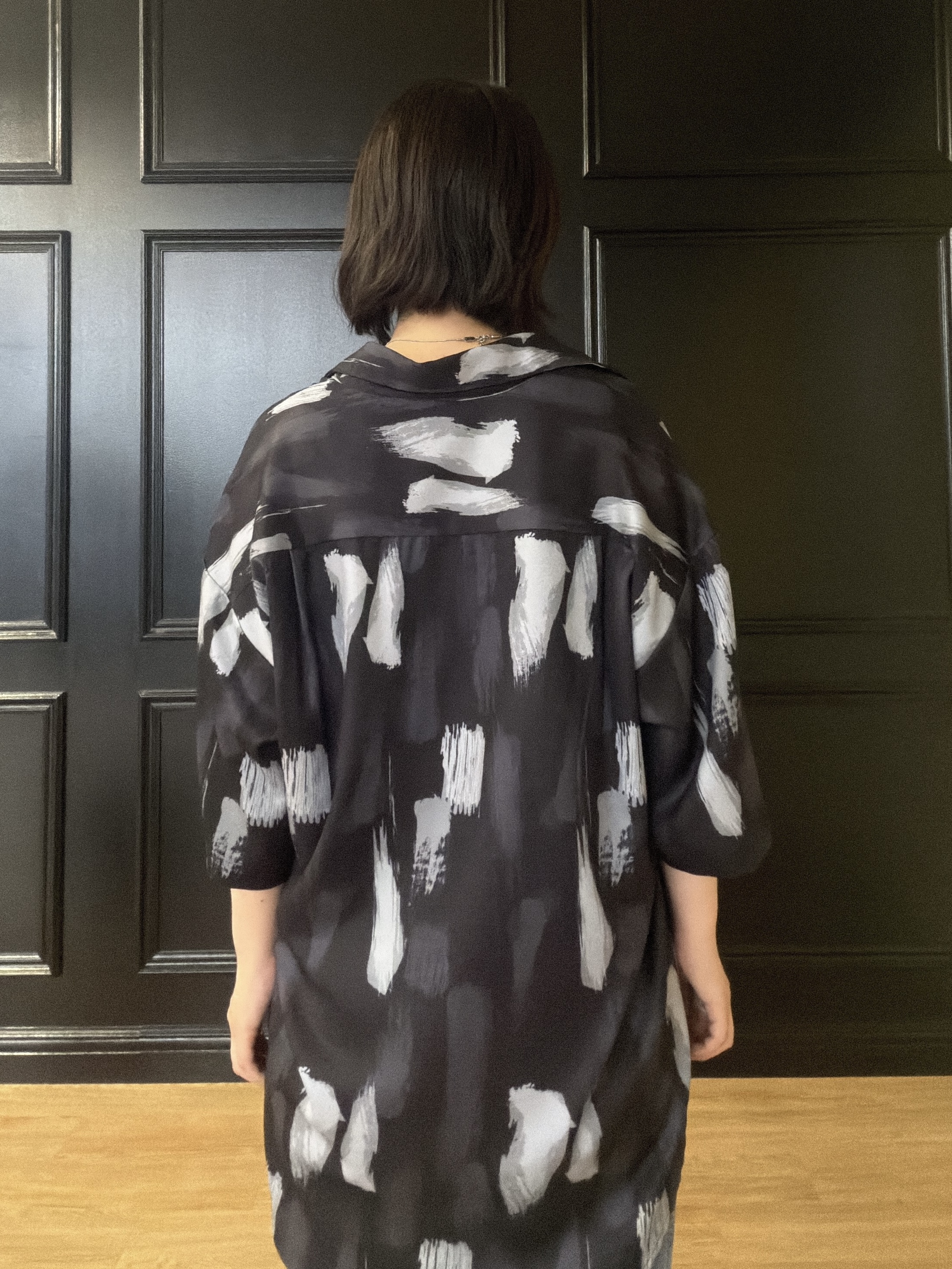 abeさんの「tk.TAKEO KIKUCHI｜アブストプリントシャツ」を使ったコーディネート