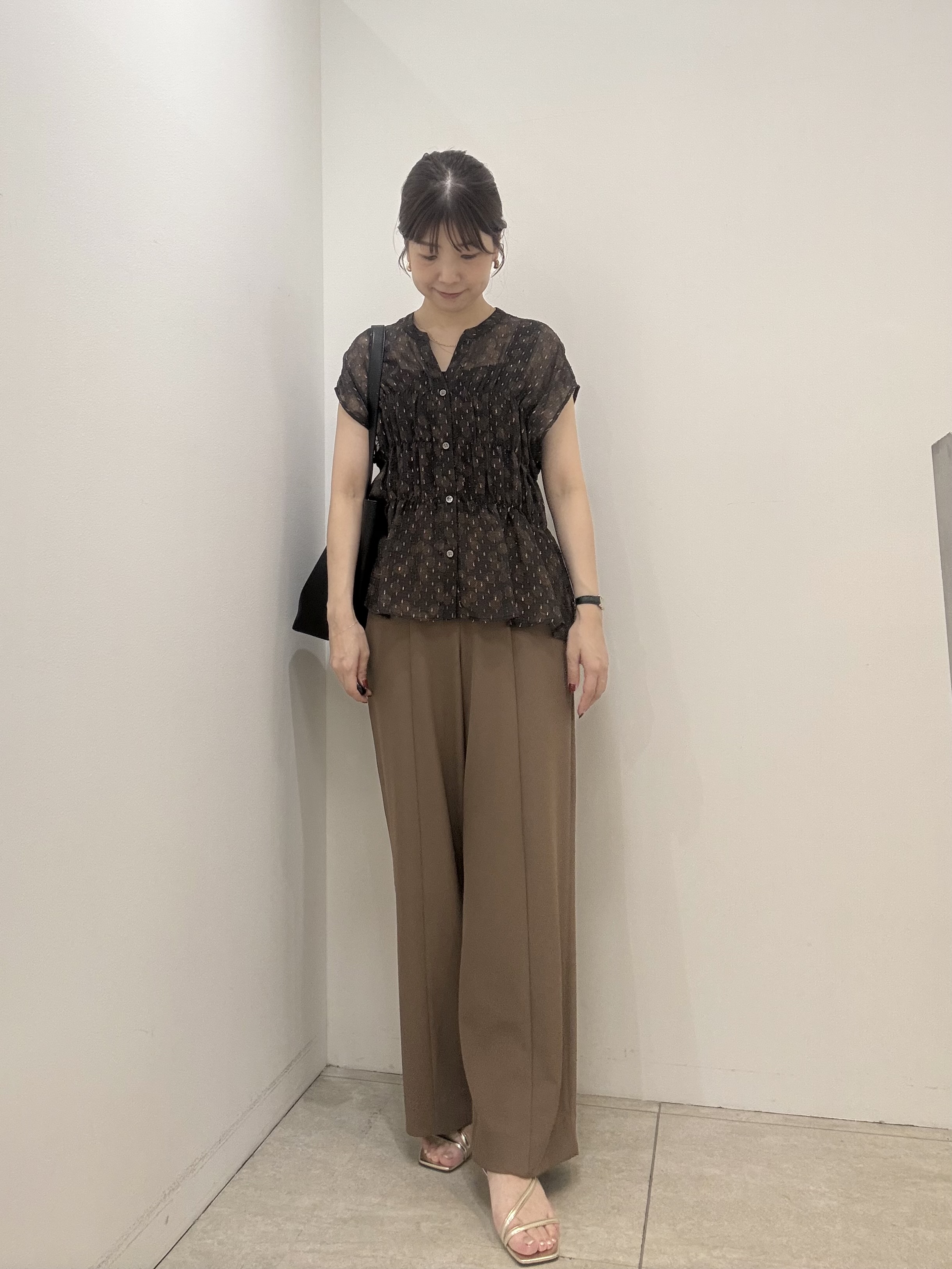 かなえさんの「UNTITLED｜【秋映え/シアー】ヴィンテージドットブラウス」を使ったコーディネート