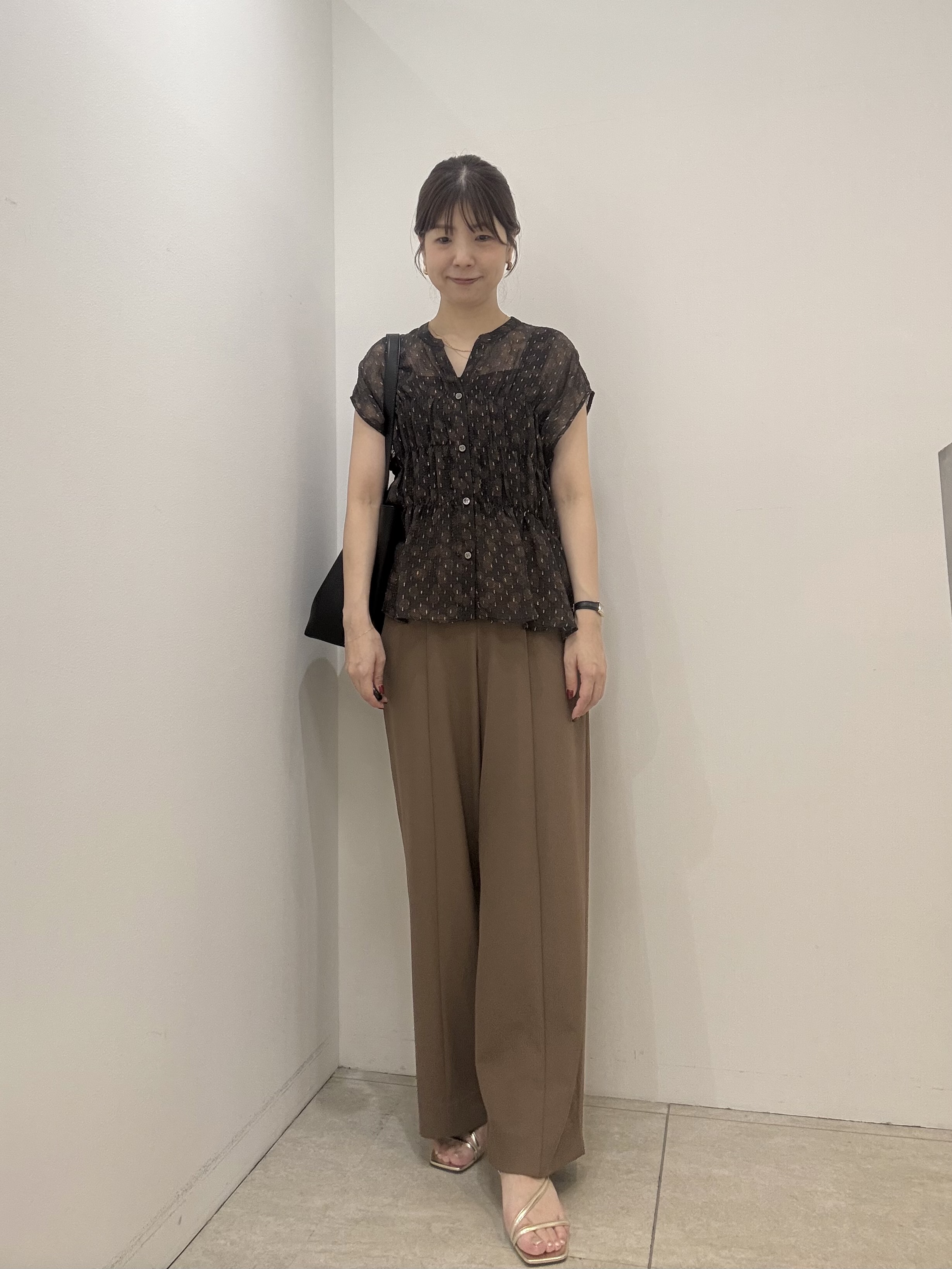 かなえさんの「UNTITLED｜【秋映え/シアー】ヴィンテージドットブラウス」を使ったコーディネート
