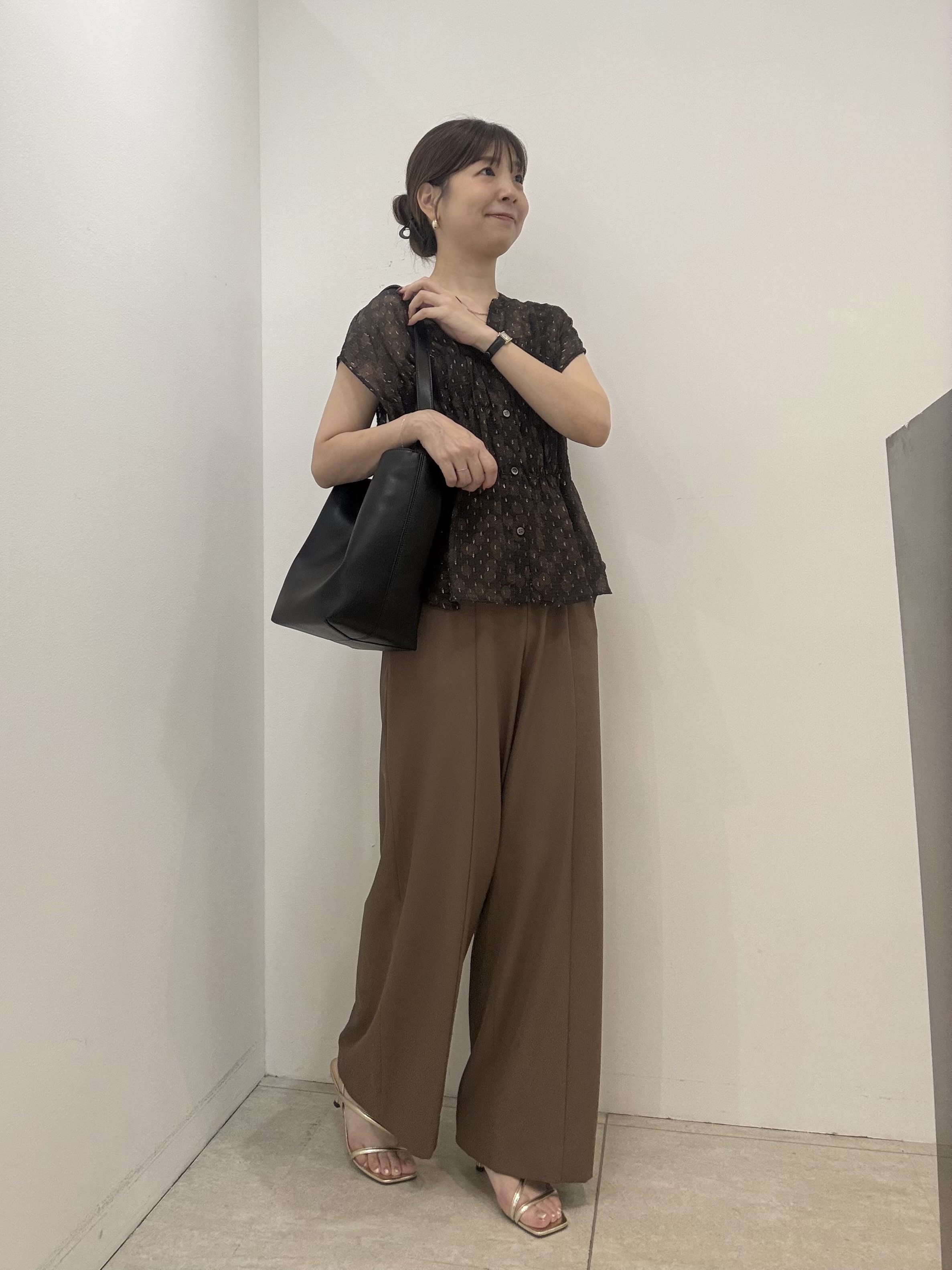 かなえさんの「UNTITLED｜【秋映え/シアー】ヴィンテージドットブラウス」を使ったコーディネート