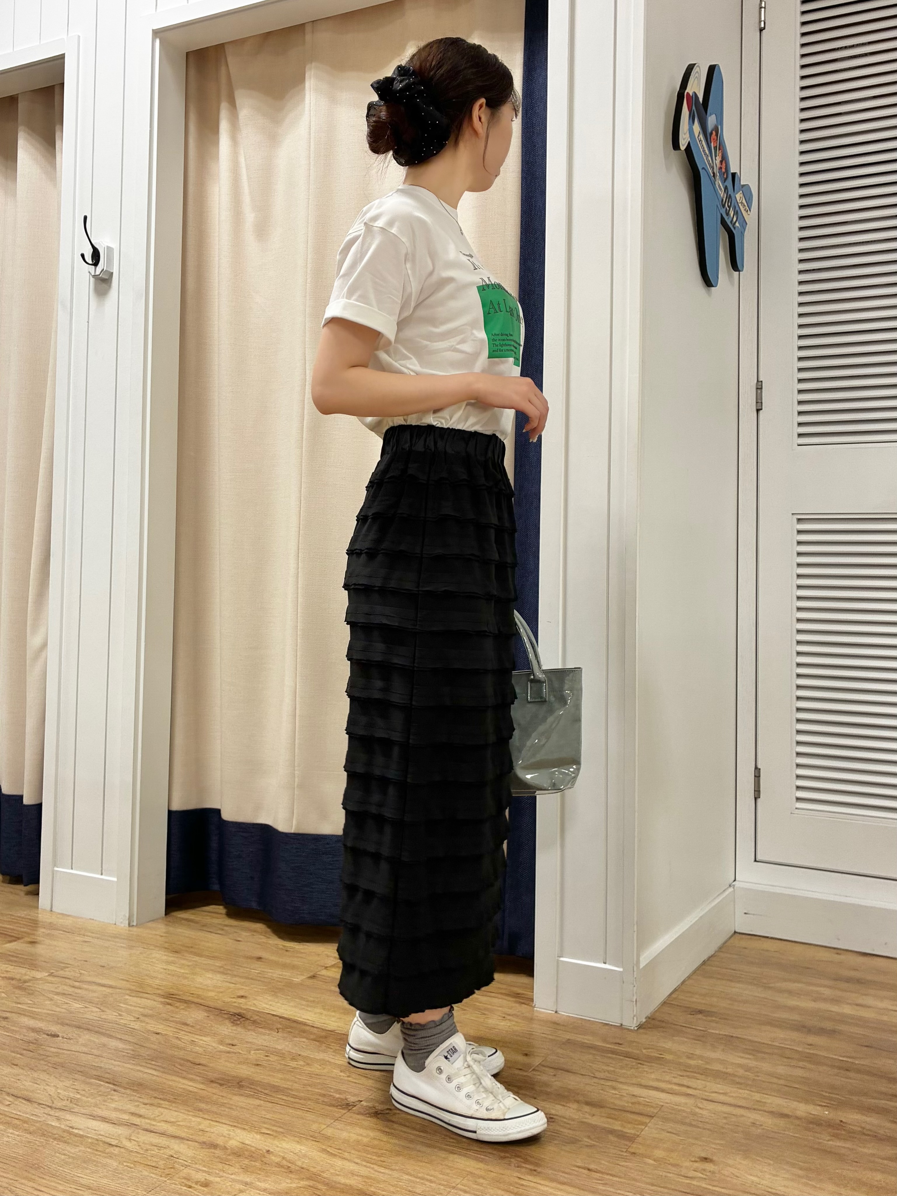 KANNAさんの「Dessin｜グラフィックデザイン Tシャツ」を使ったコーディネート