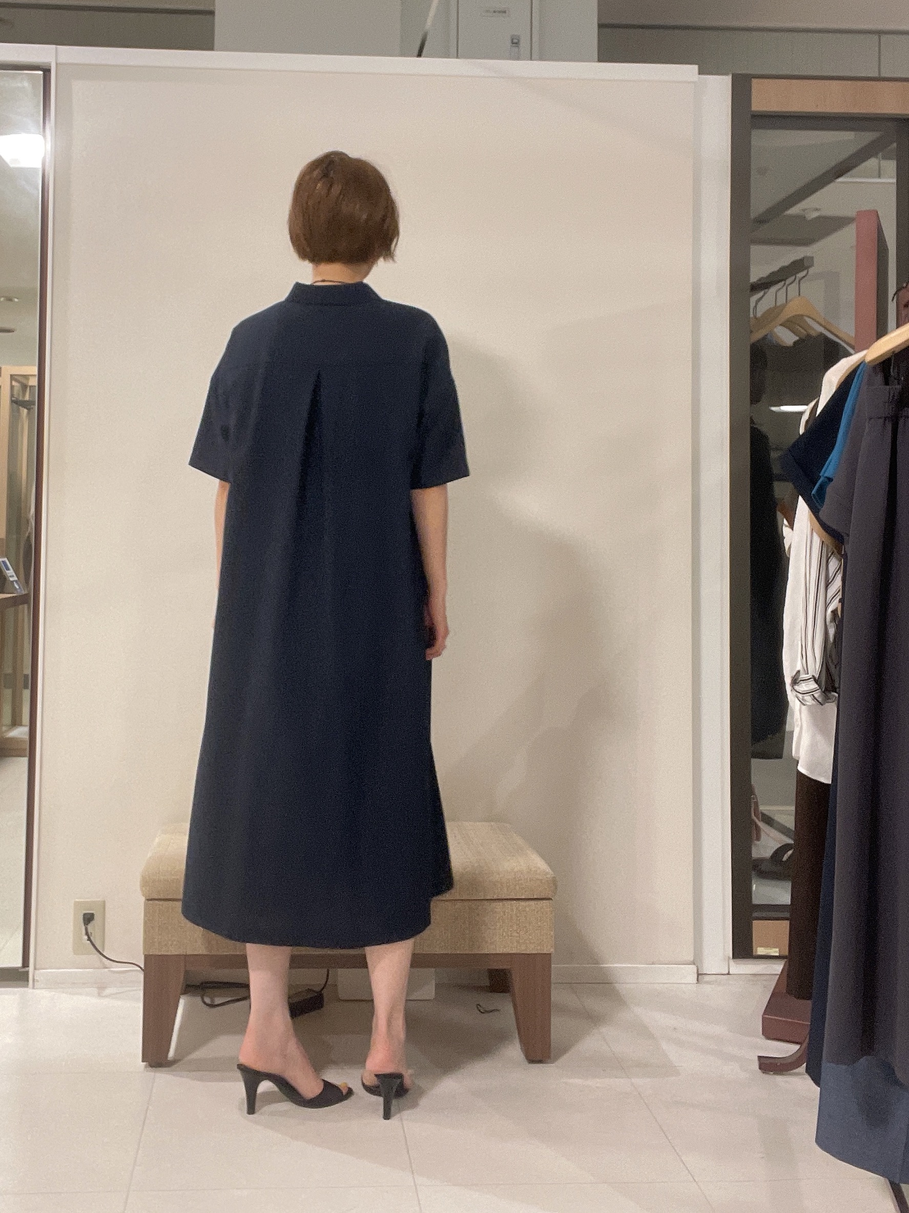 IWAMOさんの「UNTITLED｜【初秋も活躍/UVカット/接触冷感】エアリークールワンピース」を使ったコーディネート