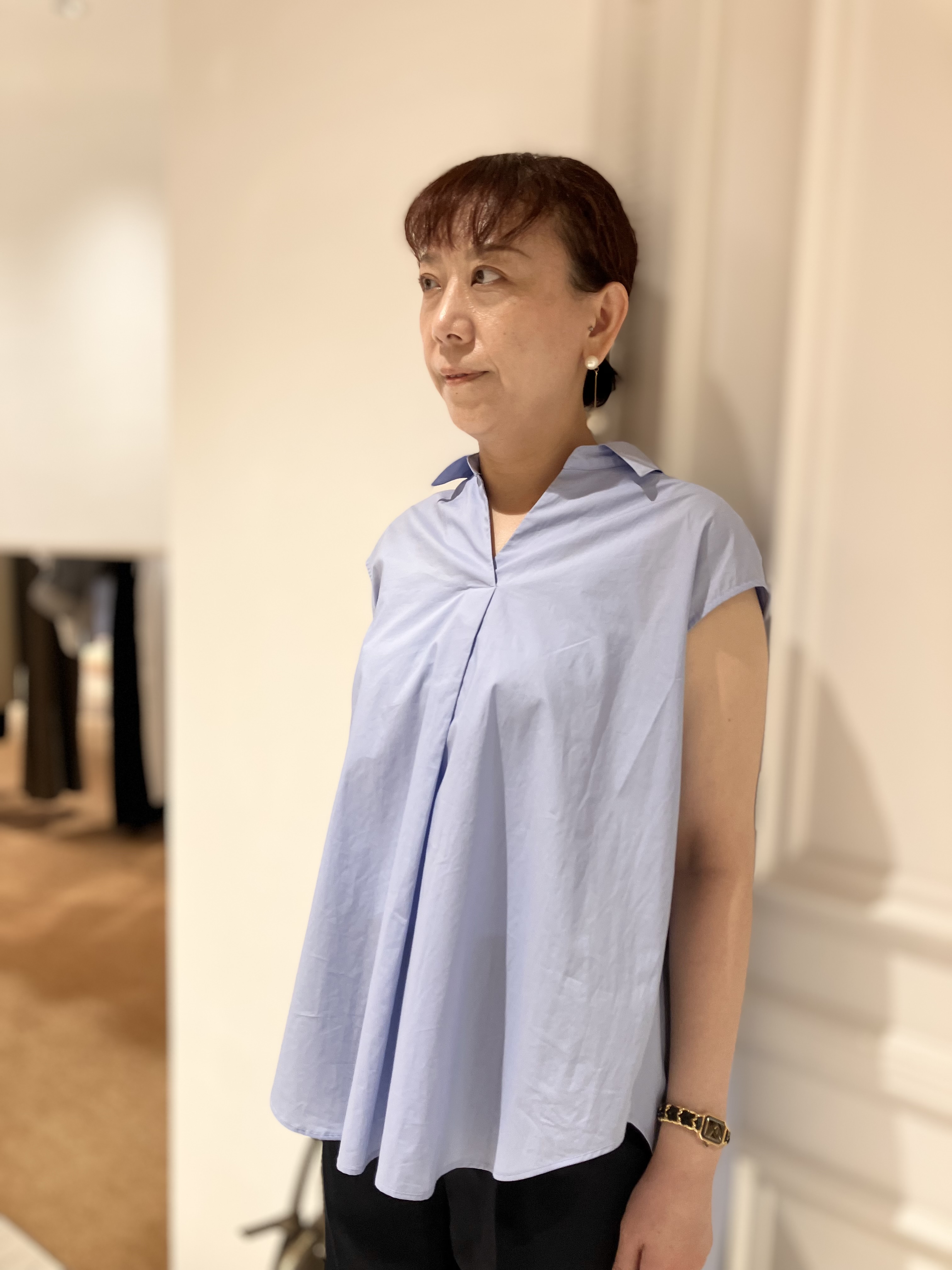 TAJIさんの「DRESSTERIOR｜フレンチスリーブ スキッパーブラウス」を使ったコーディネート
