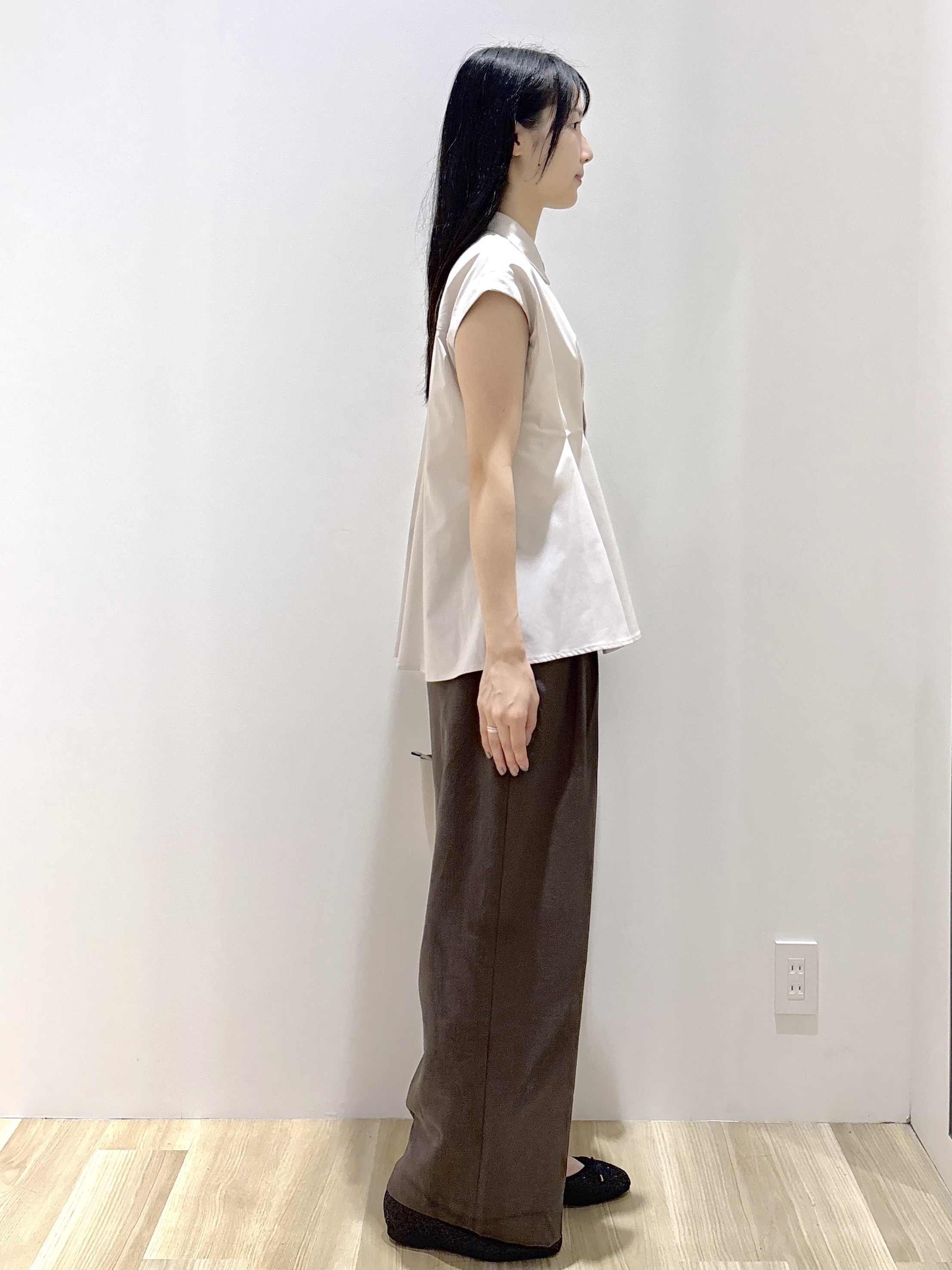 sachikoさんの「OPAQUE.CLIP｜タックペプラムブラウス【洗濯機OK】」を使ったコーディネート