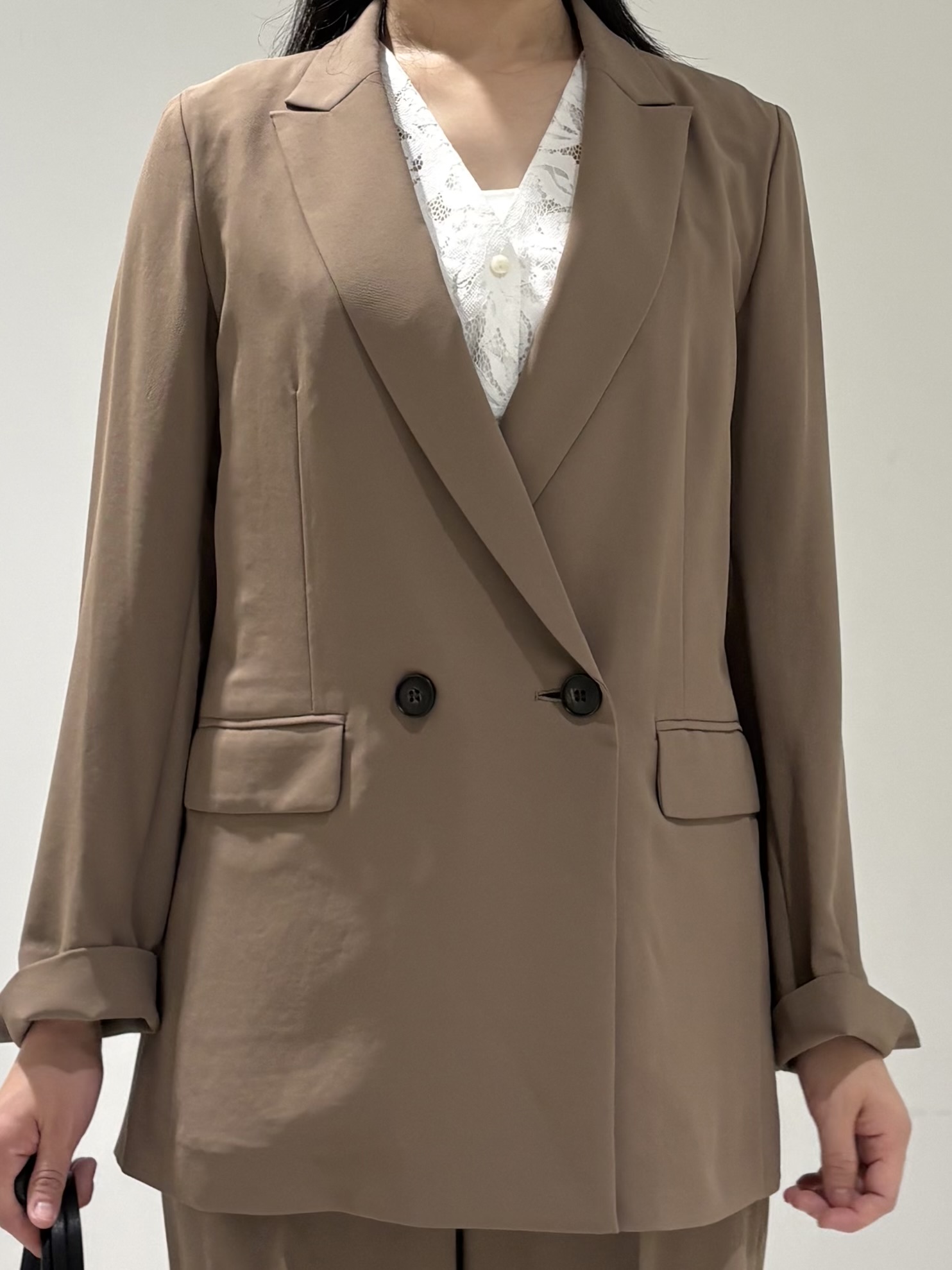 momokoさんの「INDIVI｜【初秋/UVケア/着る日傘】ダブルジャケット」を使ったコーディネート