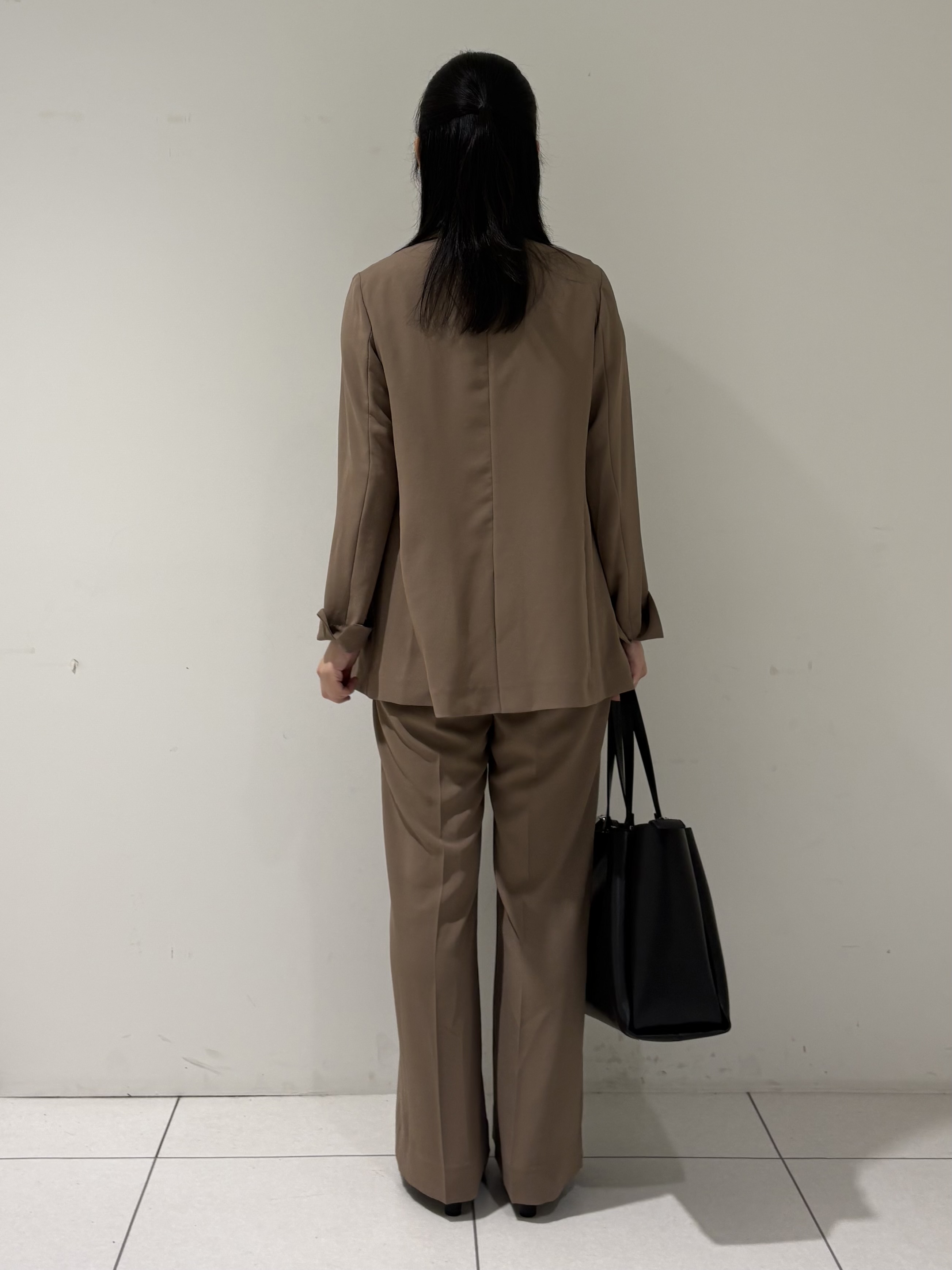 momokoさんの「INDIVI｜【初秋/UVケア/着る日傘】ダブルジャケット」を使ったコーディネート