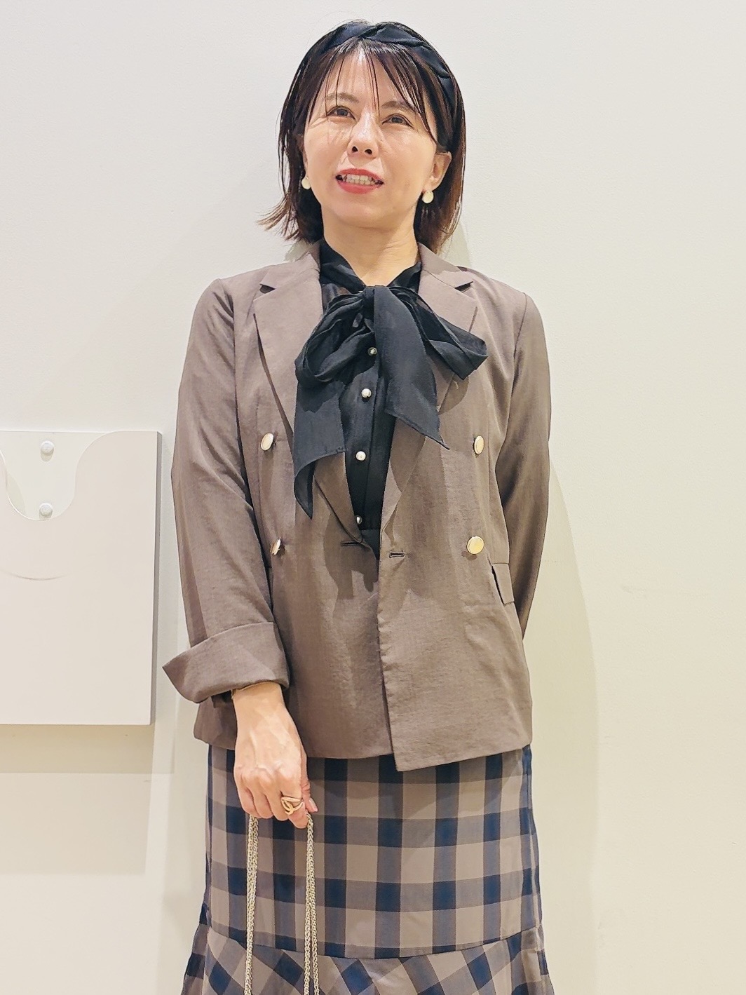 YUKOさんの「index｜《再入荷》ダブルブレストテーラードジャケット【接触冷感／吸水速乾／イージーアイロン／防シワ／洗濯機O」を使ったコーディネート