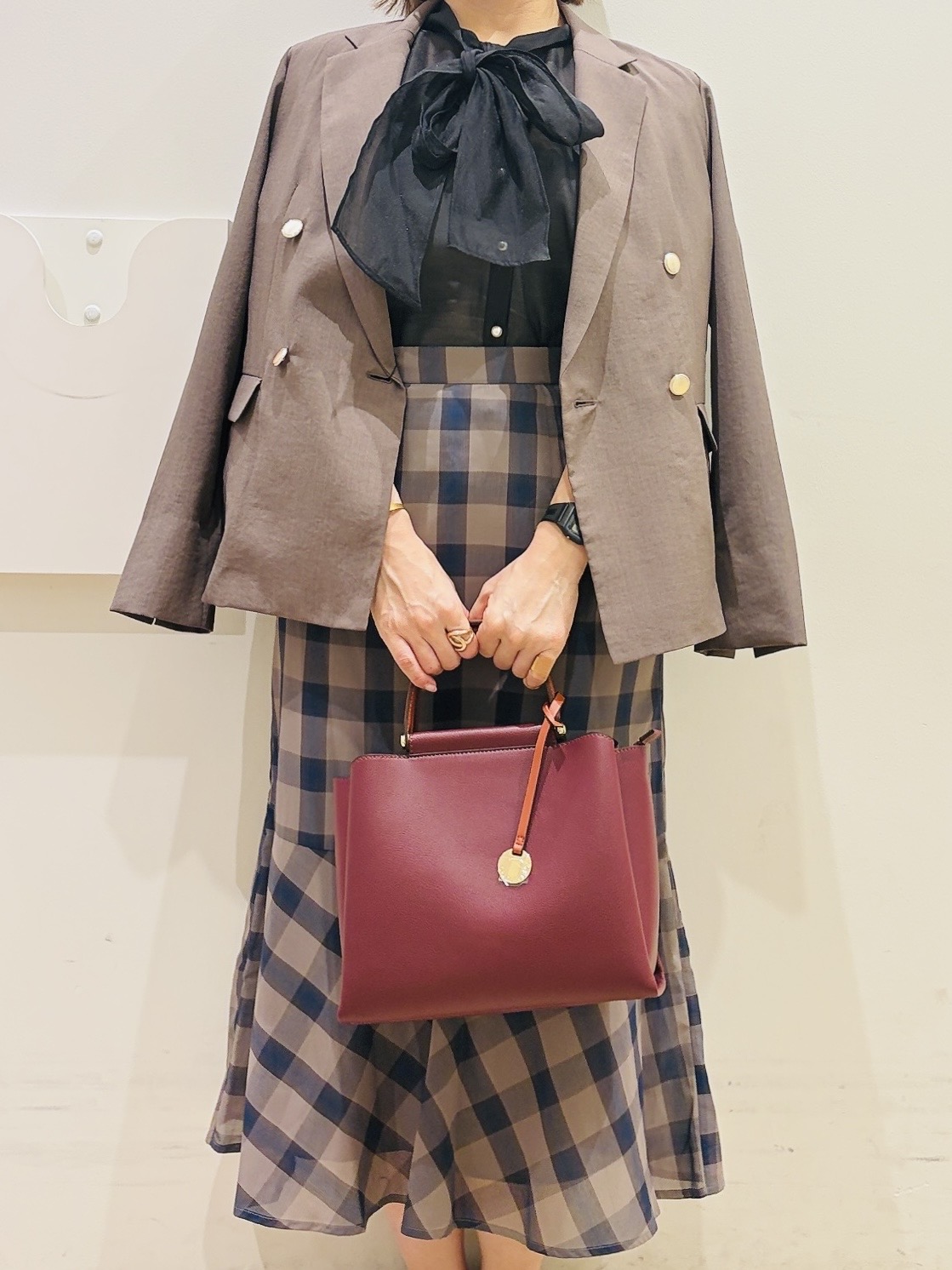 YUKOさんの「index｜《再入荷》ダブルブレストテーラードジャケット【接触冷感／吸水速乾／イージーアイロン／防シワ／洗濯機O」を使ったコーディネート
