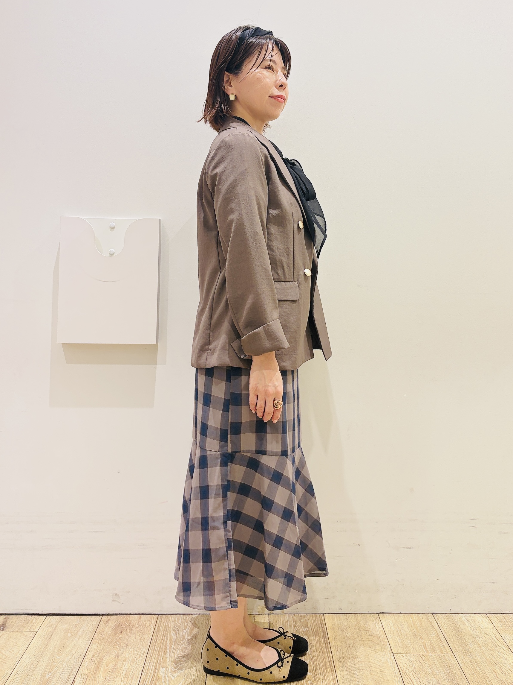 YUKOさんの「index｜《再入荷》ダブルブレストテーラードジャケット【接触冷感／吸水速乾／イージーアイロン／防シワ／洗濯機O」を使ったコーディネート