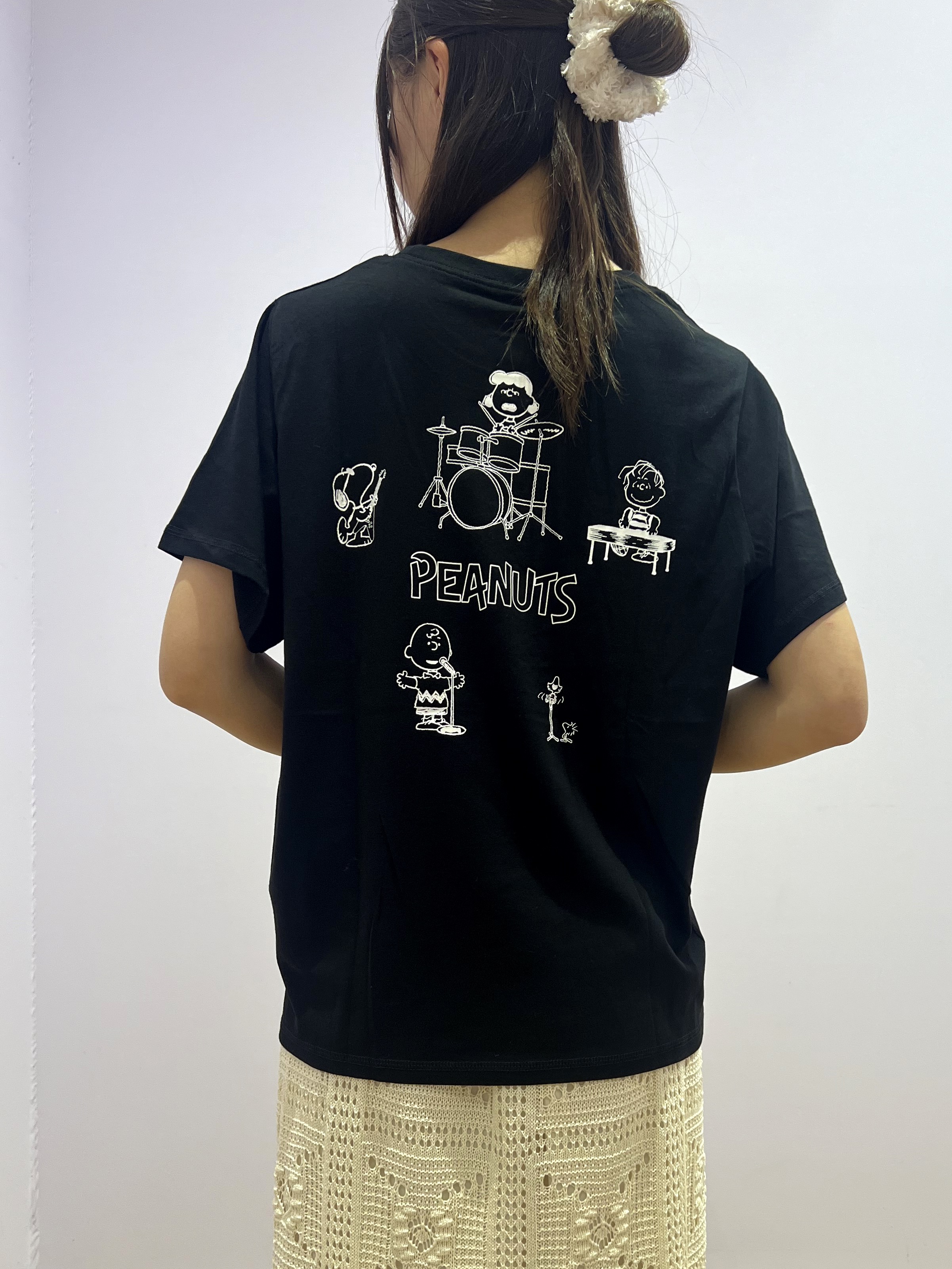 しいなさんの「SHOO･LA･RUE｜【PEANUTS】ひんやりプリントTシャツ」を使ったコーディネート