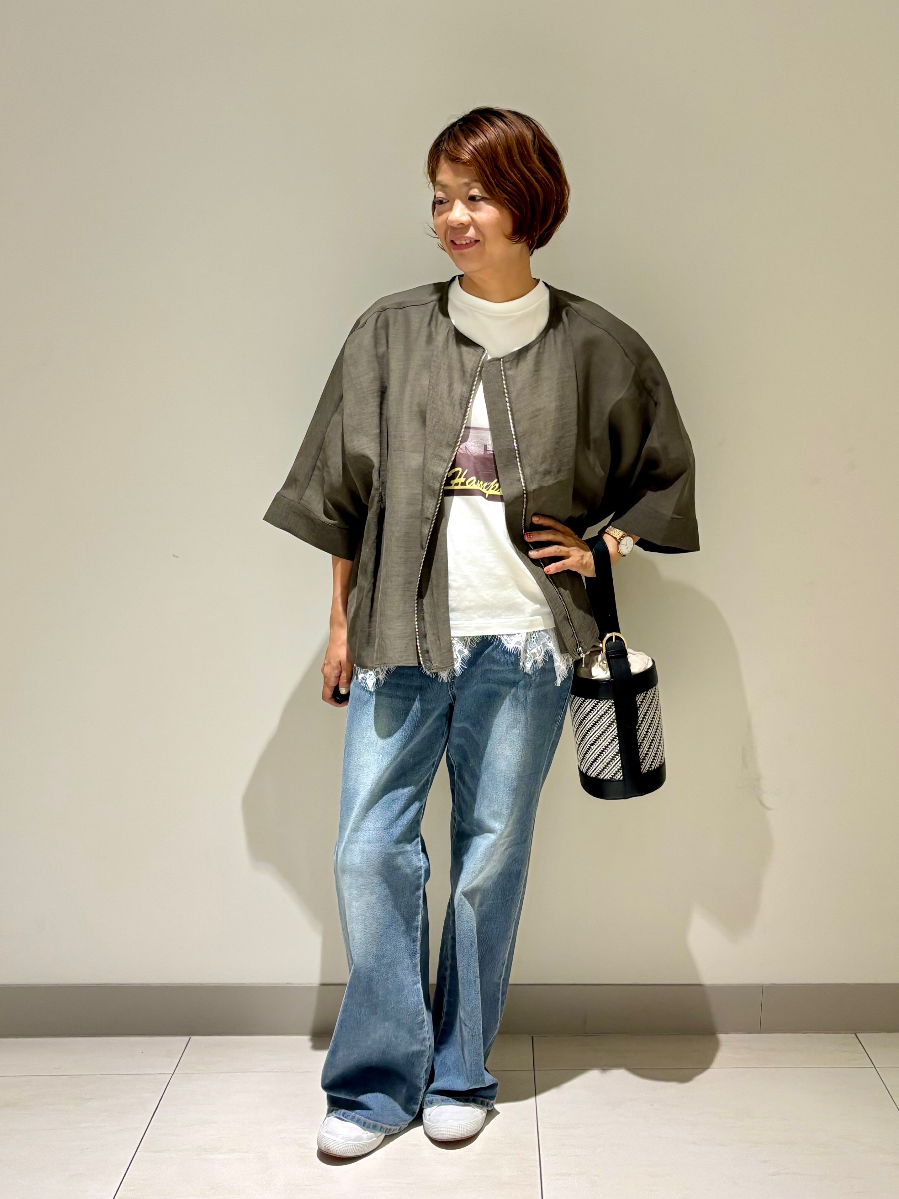Haruさんの「Dessin｜ドルマンスリーブ シアーシャツブルゾン」を使ったコーディネート