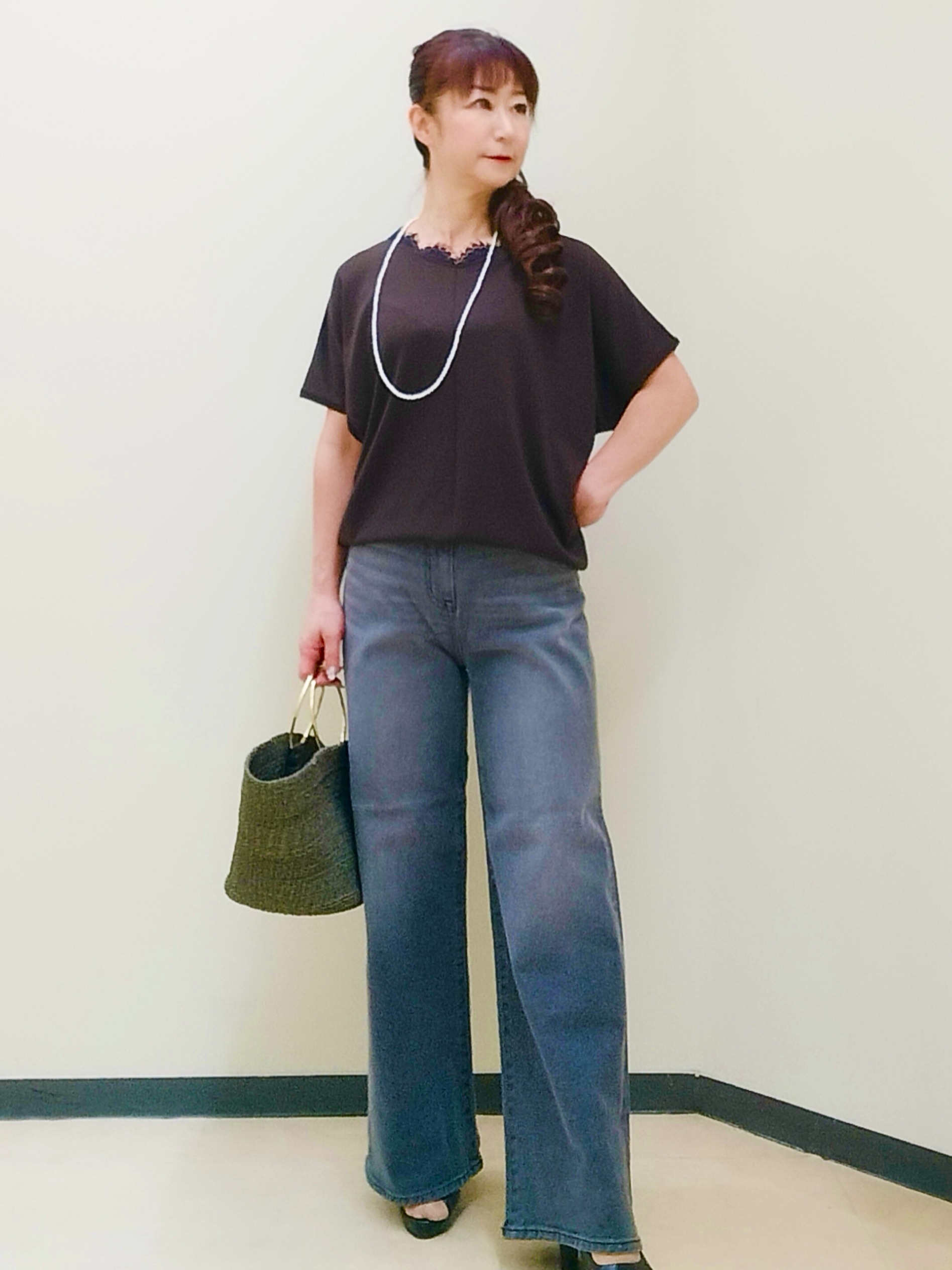 花さんの「Reflect｜【二の腕カバー／手洗い可】ネックレース フレンチスリーブニット」を使ったコーディネート