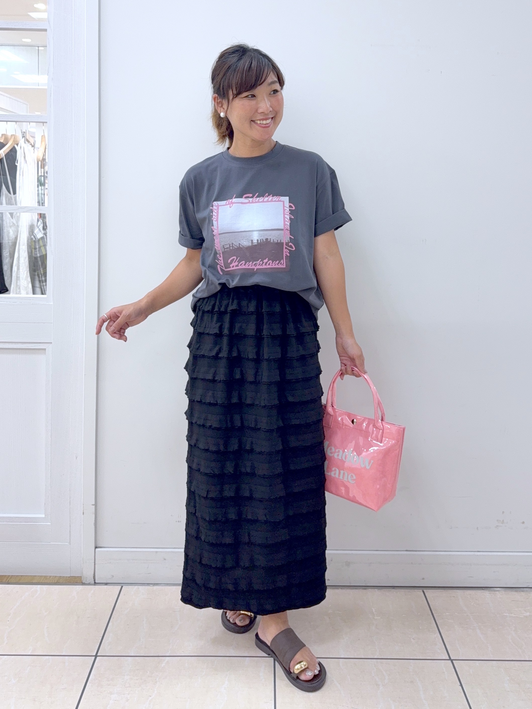 Osawaさんの「Dessin｜グラフィックデザイン Tシャツ」を使ったコーディネート