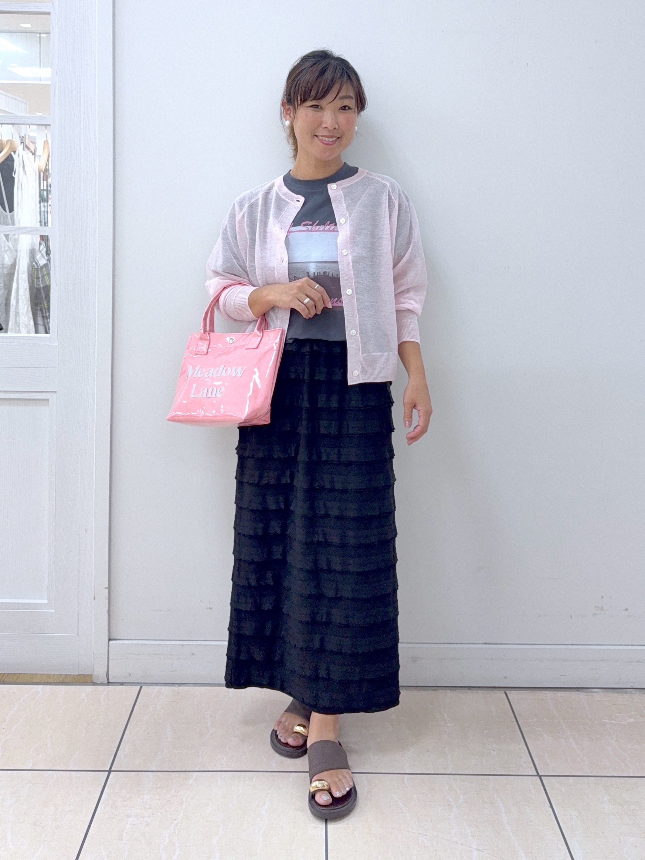 Osawaさんの「Dessin｜グラフィックデザイン Tシャツ」を使ったコーディネート
