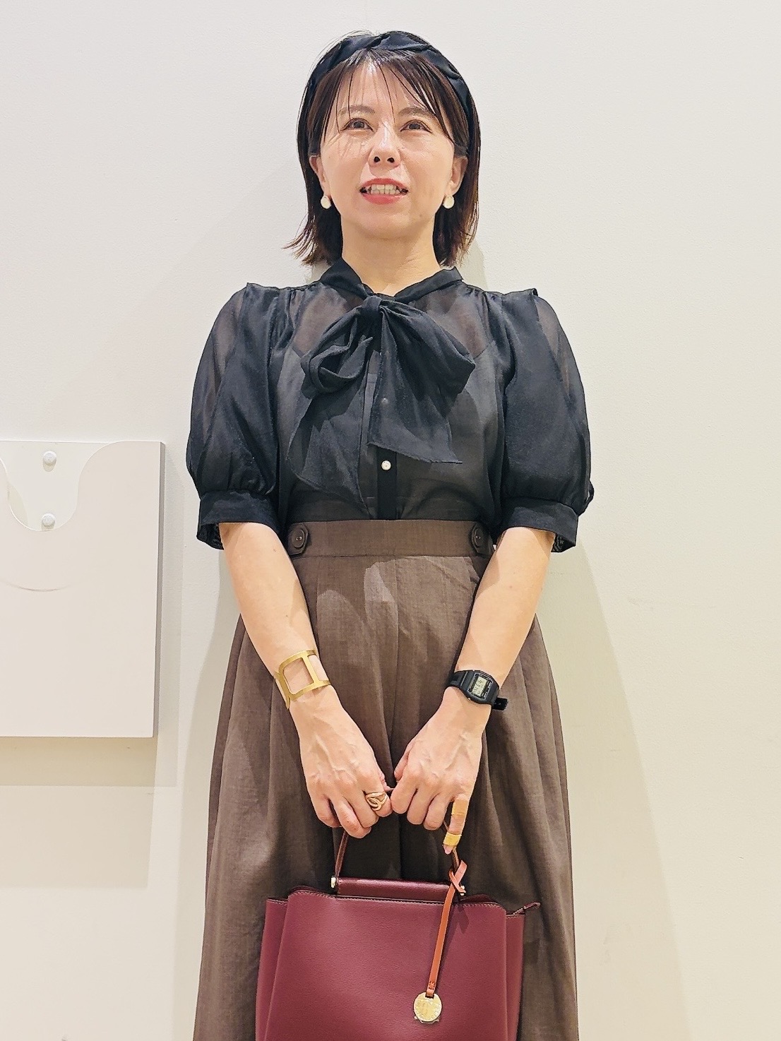 YUKOさんの「index｜【マツコの知らない世界で紹介】オーガンシアーリボンフリルブラウス《洗濯機OK／イージーアイロン》」を使ったコーディネート