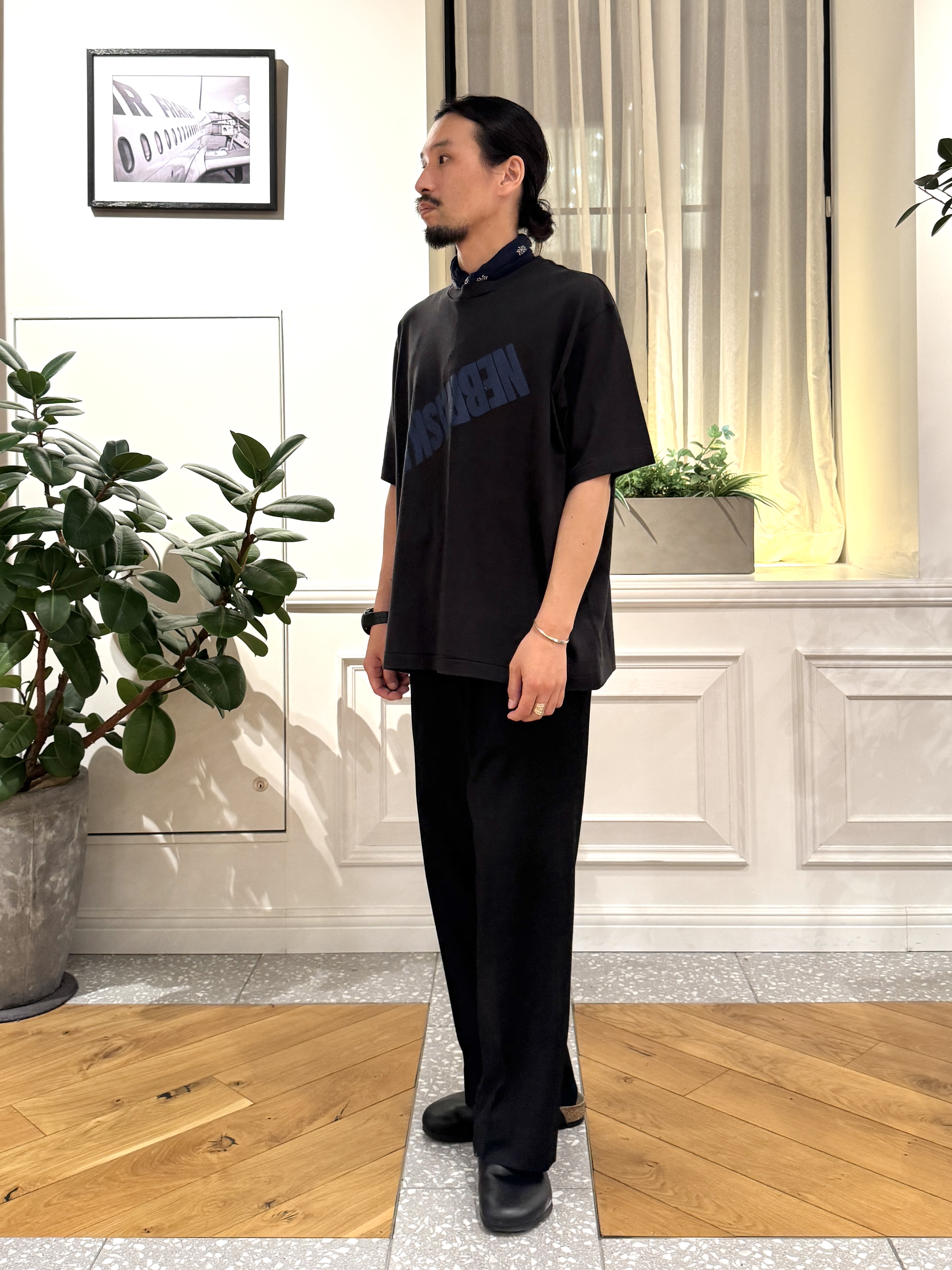 kawarataniさんの「DRESSTERIOR｜【ウォッシャブル】サイドゴア ワンタックワイドパンツ」を使ったコーディネート
