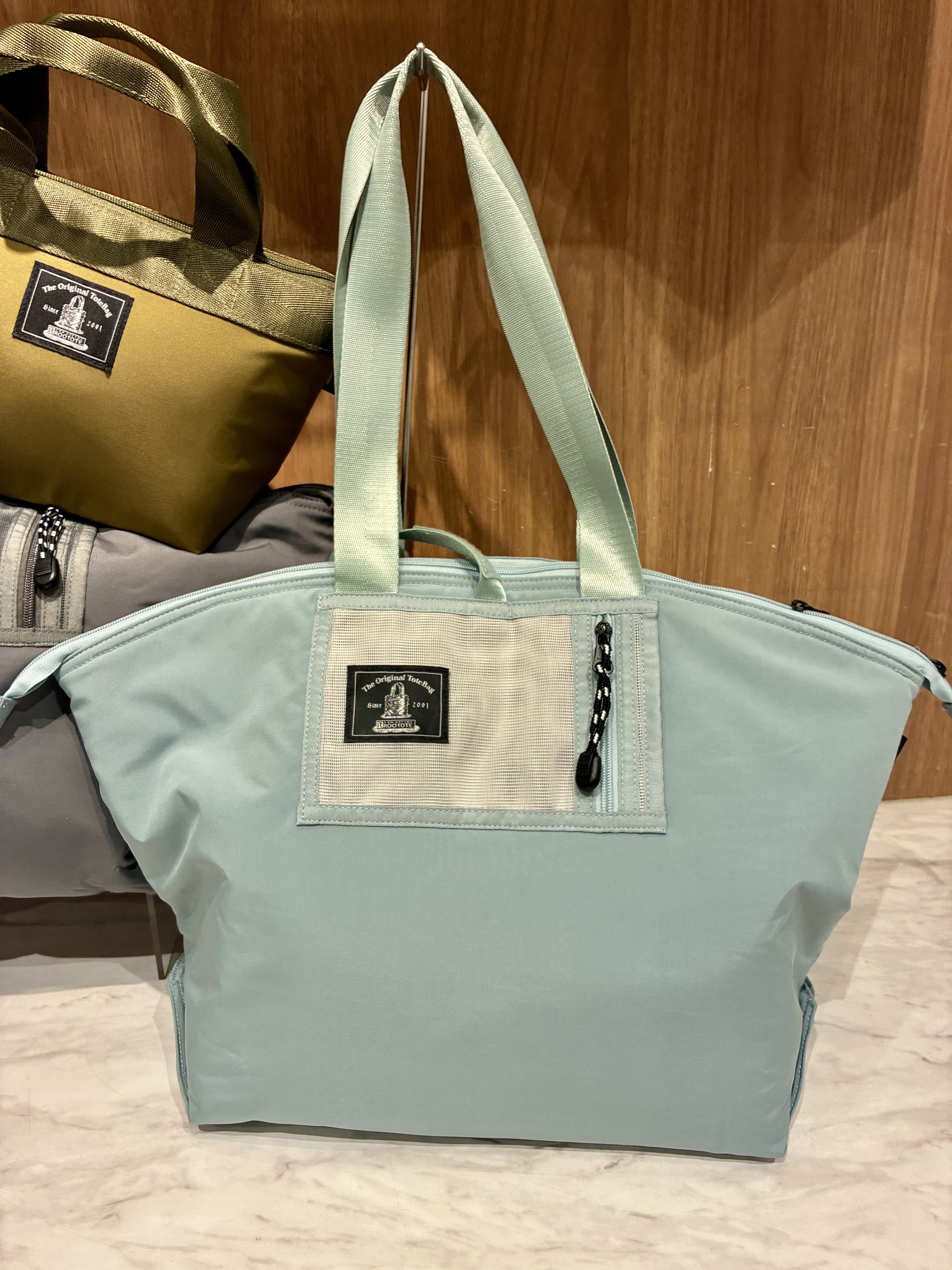 n.さんの「212 KITCHEN STORE｜サーモキーパー.バレル.ベーシック BL ＜ROOTOTE ルートート＞」を使ったコーディネート