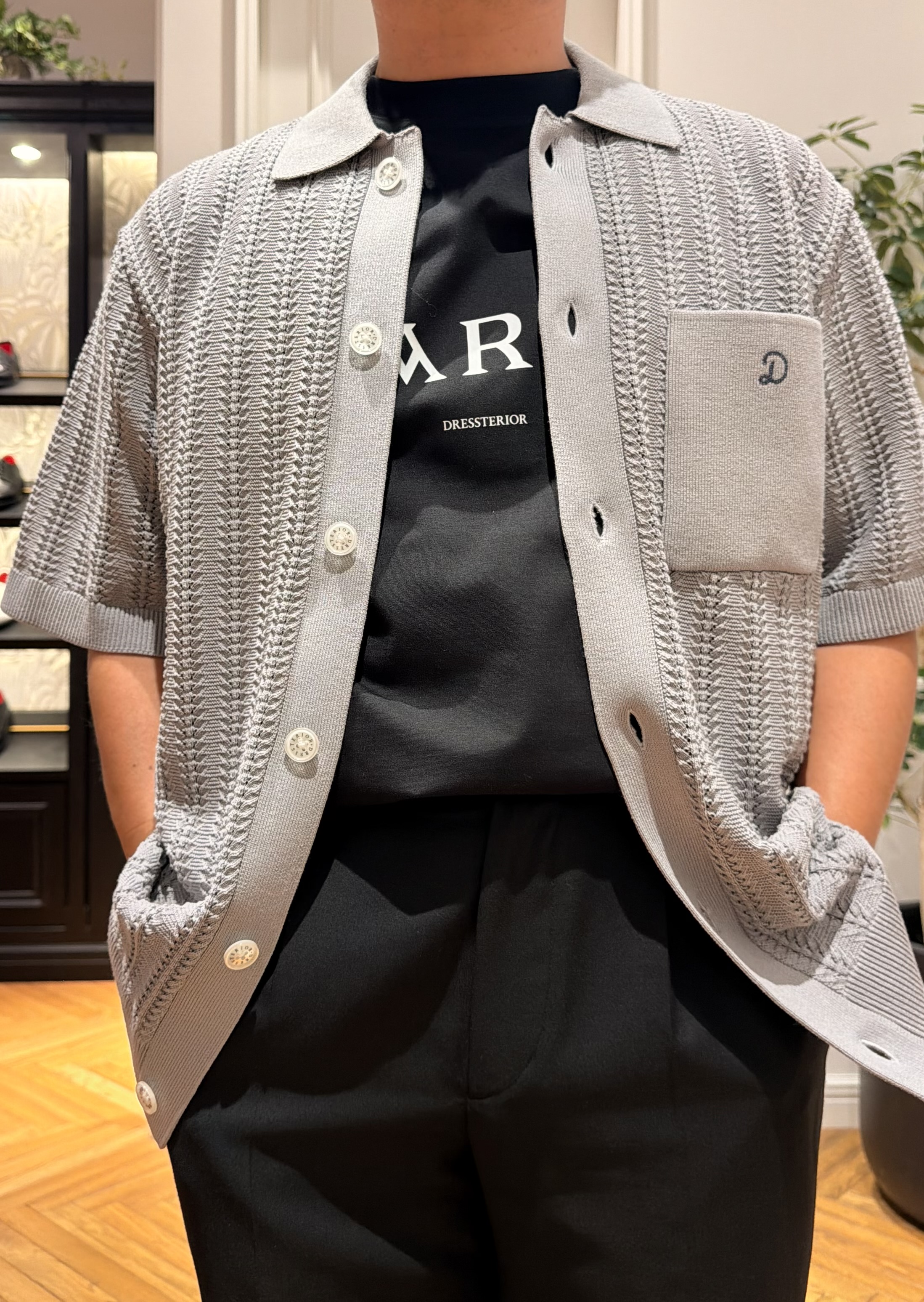 鶴田大士さんの「DRESSTERIOR｜オーガニックコットン キューバニットシャツ」を使ったコーディネート