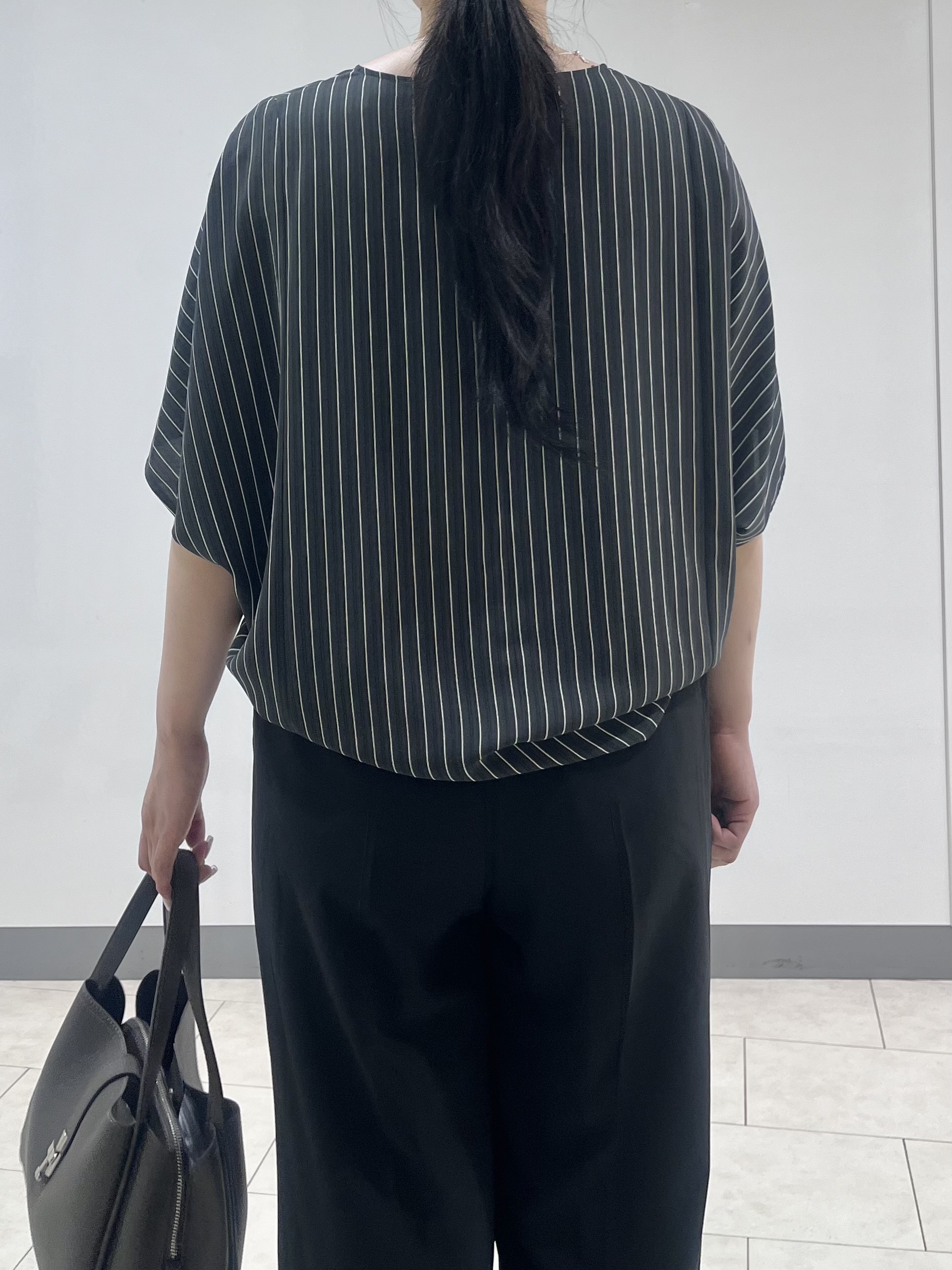 hasuさんの「INDIVI｜【洗える／UVケア】ジョーゼットドルマンブラウス」を使ったコーディネート