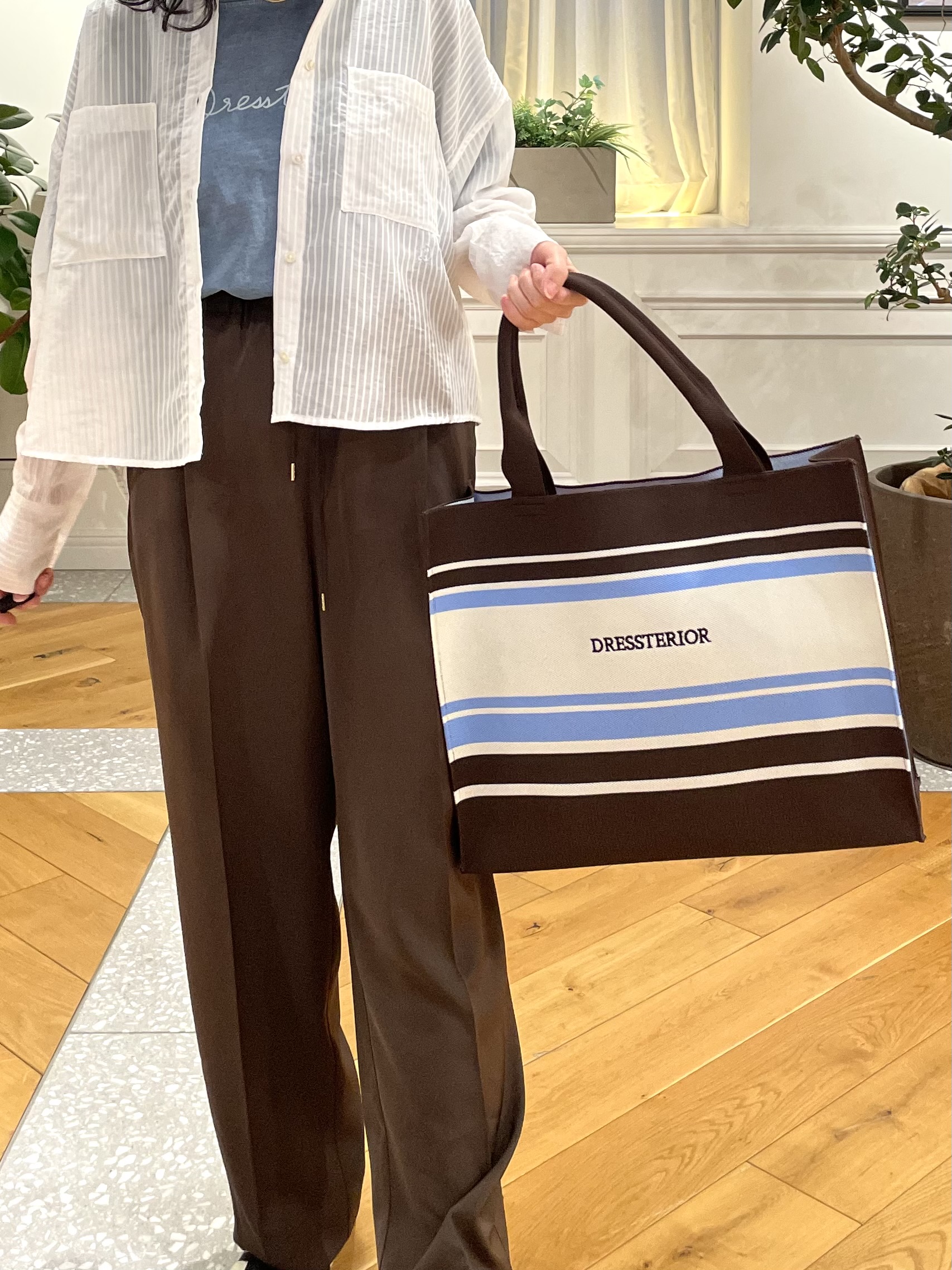 Lilyさんの「DRESSTERIOR｜◆シアーストライプクロップドシャツ」を使ったコーディネート