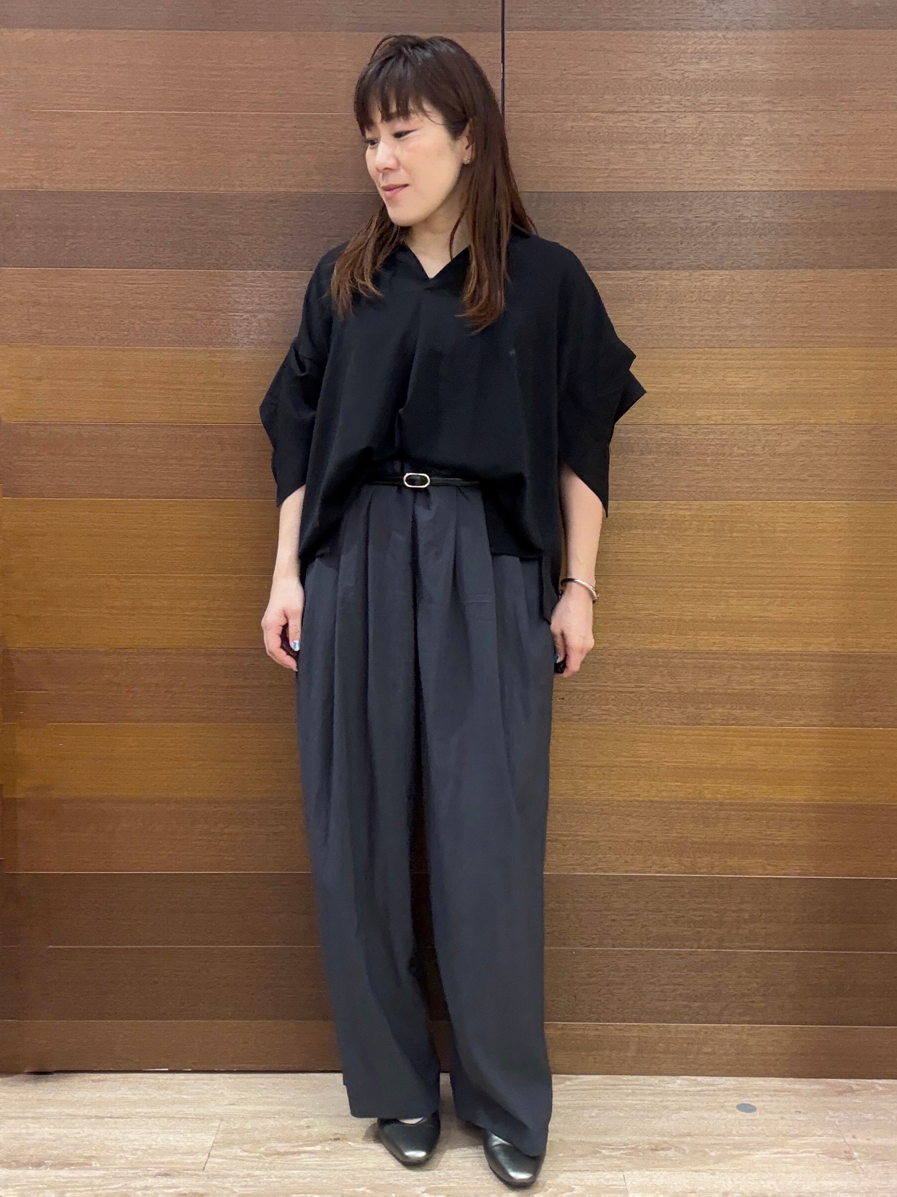 maichiさんの「OPAQUE.CLIP｜【UV／接触冷感／吸水速乾／】タックスリーブスキッパーブラウス《洗濯機OK》」を使ったコーディネート