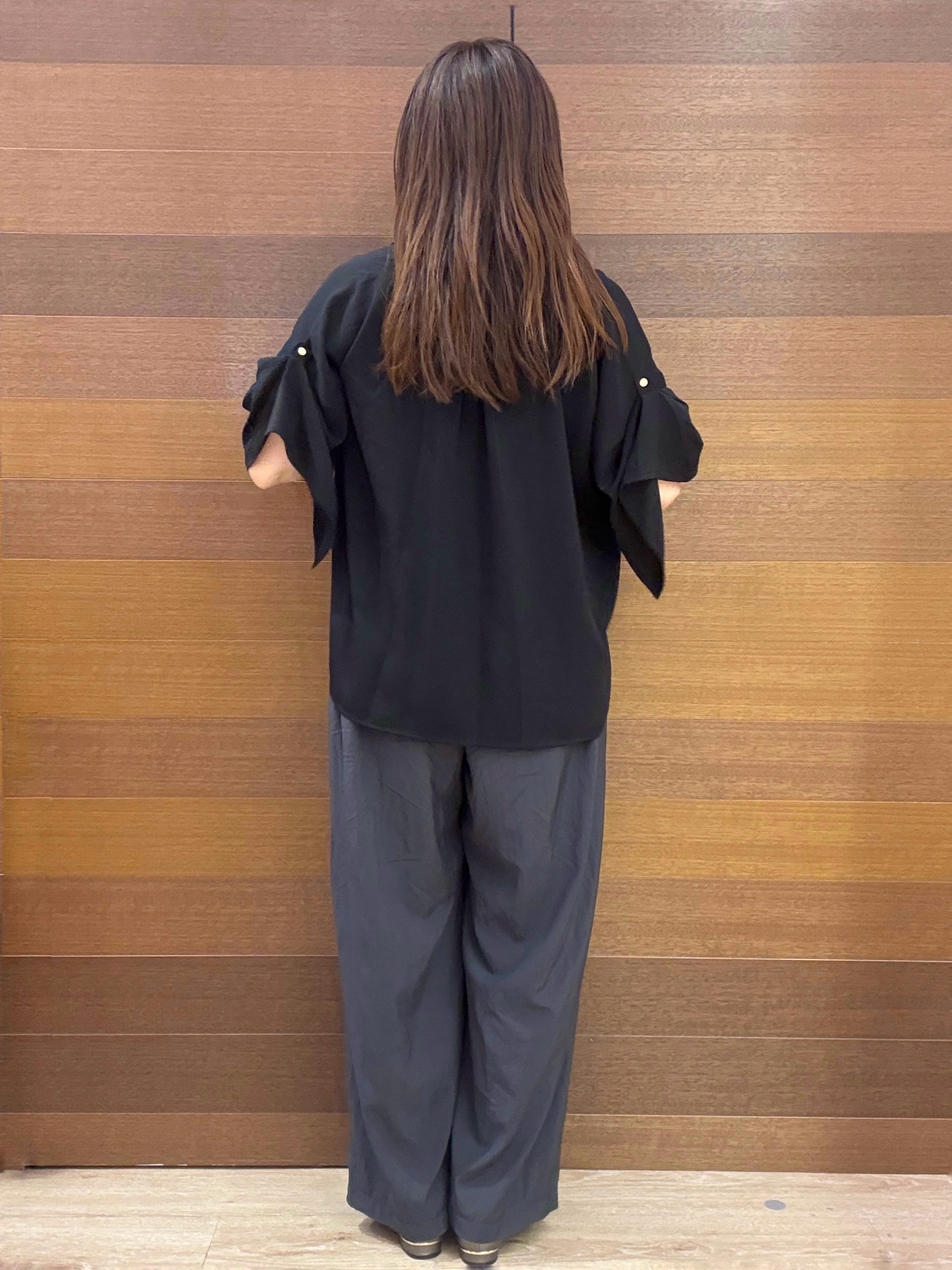 maichiさんの「OPAQUE.CLIP｜【UV／接触冷感／吸水速乾／】タックスリーブスキッパーブラウス《洗濯機OK》」を使ったコーディネート