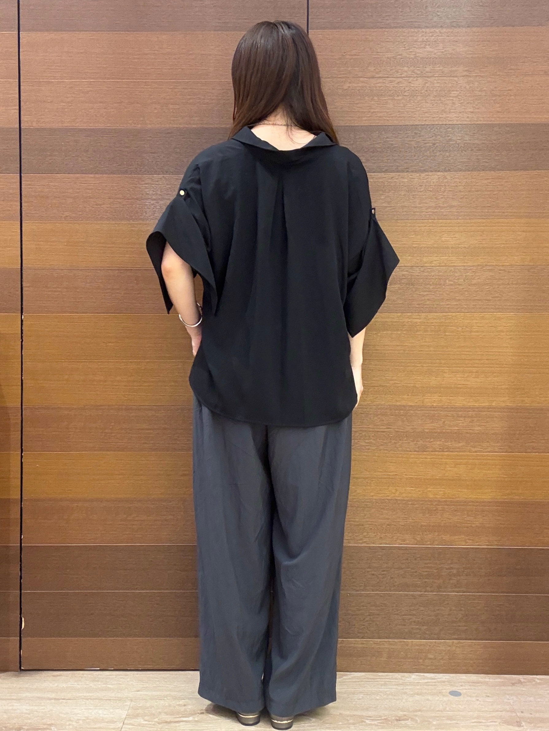 maichiさんの「OPAQUE.CLIP｜【UV／接触冷感／吸水速乾／】タックスリーブスキッパーブラウス《洗濯機OK》」を使ったコーディネート