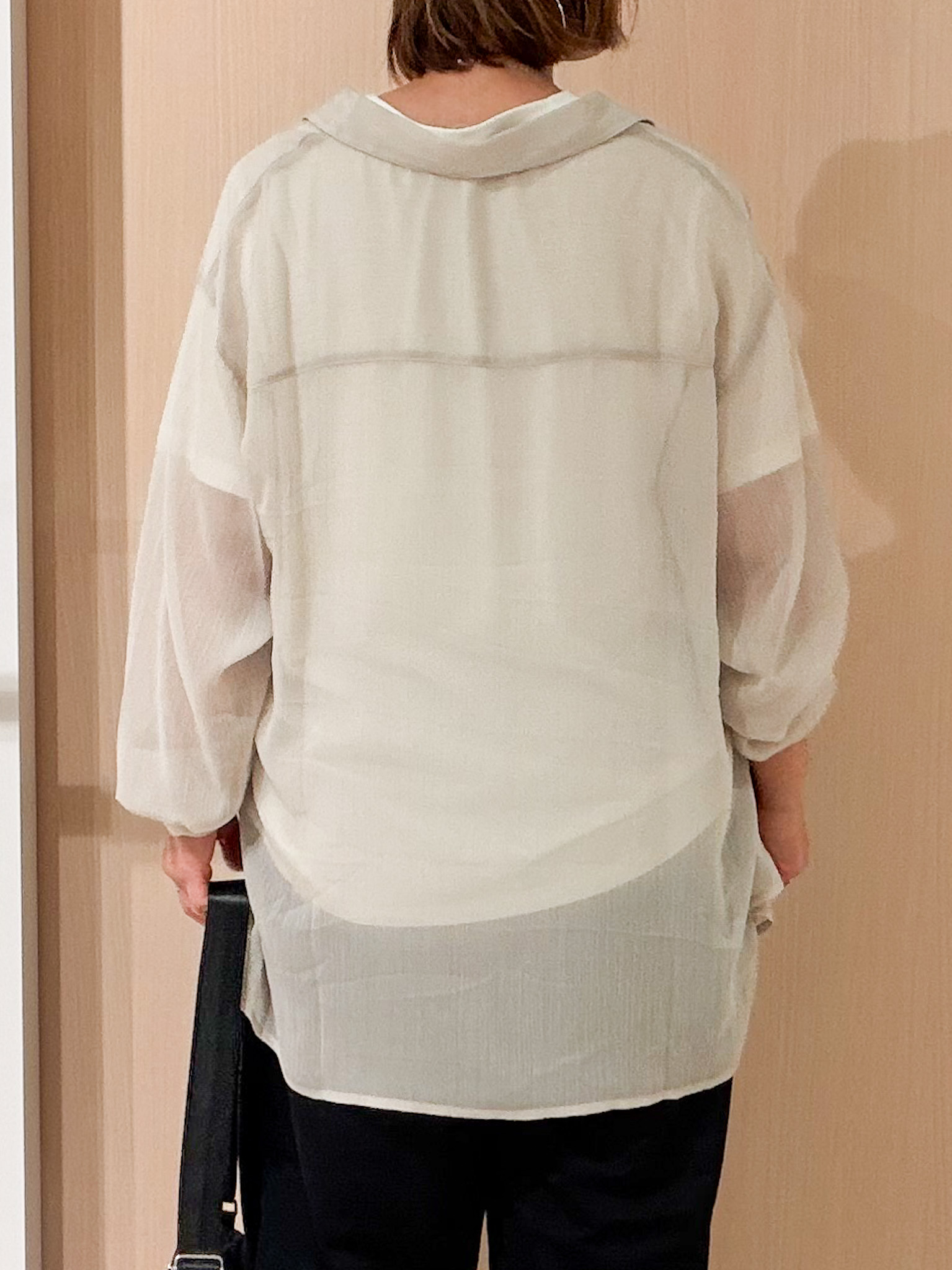 ぷくりんさんの「SHOO･LA･RUE｜【洗濯機可】ダブルポケット 楊柳しぼしぼシアーシャツ」を使ったコーディネート