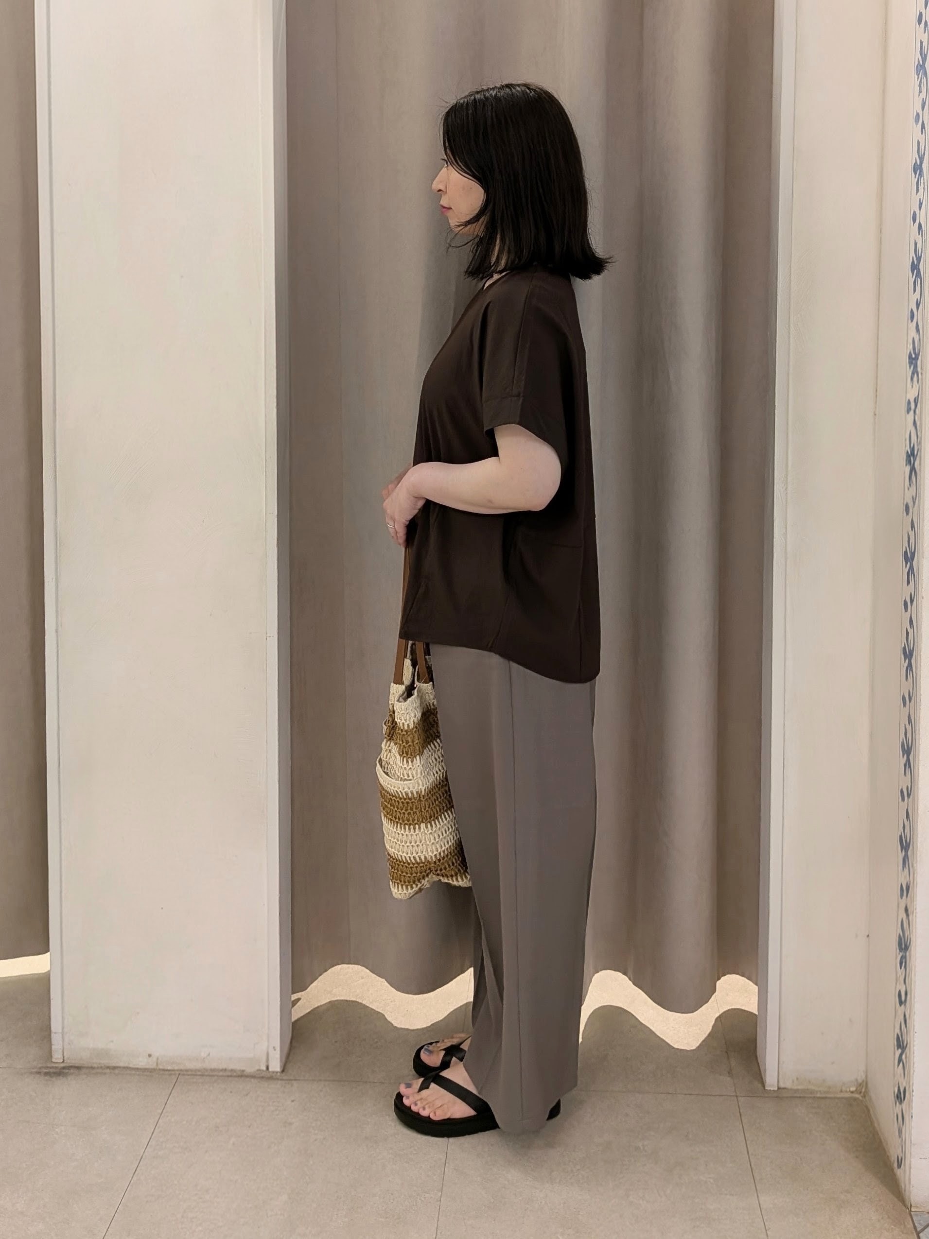 junさんの「SHOO･LA･RUE｜【洗濯機可/セットアップ可】軽凛(かろりん) シンプル上品 切替コクーントップス」を使ったコーディネート