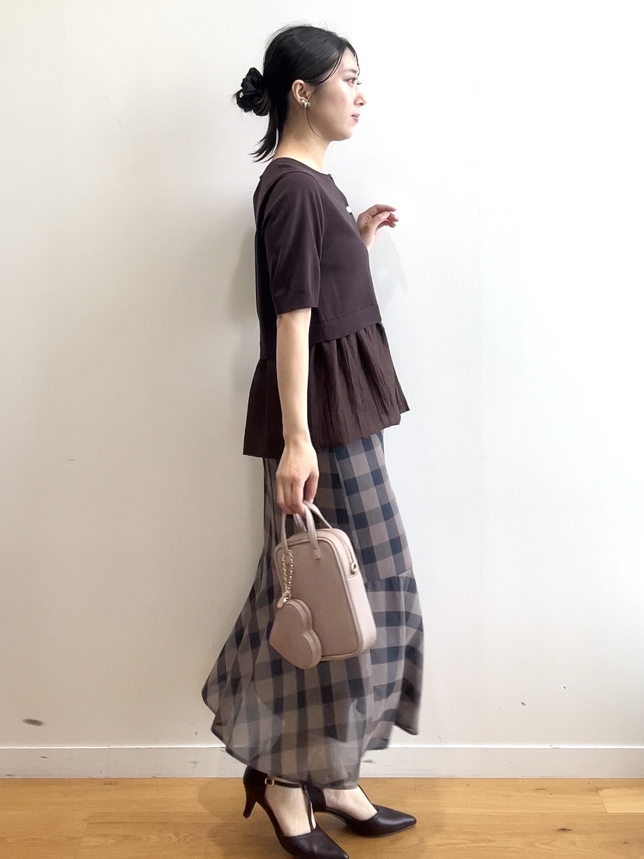 RINAさんの「index｜ペプラムレイヤードカーディガン【洗濯機OK】」を使ったコーディネート