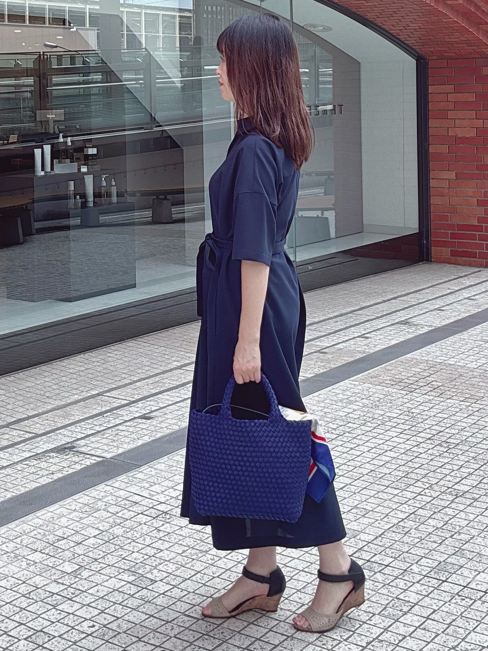 makiさんの「UNTITLED｜【初秋も活躍/UVカット/接触冷感】エアリークールワンピース」を使ったコーディネート