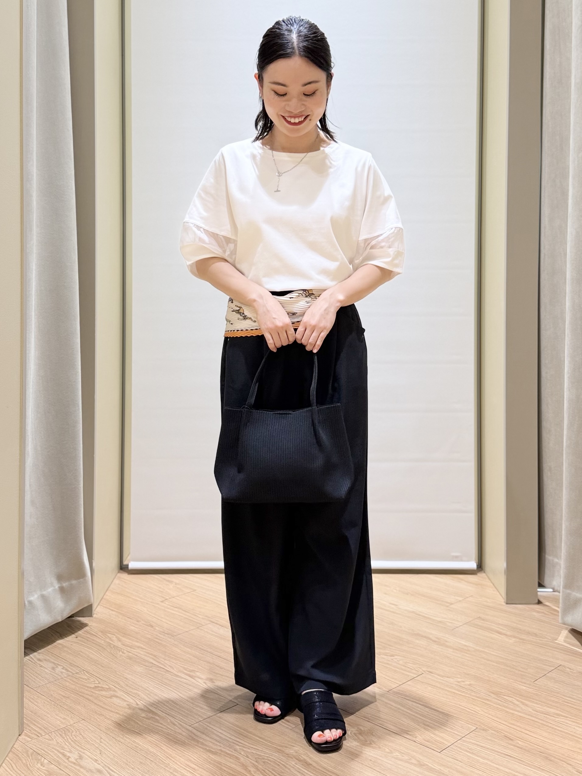 あんりさんの「grove｜【吸水速乾・UVカット】シアードッキングランタンスリーブTシャツ」を使ったコーディネート