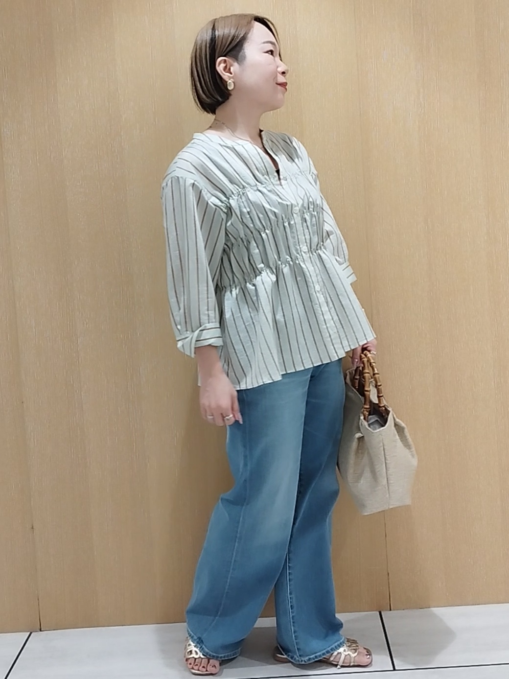 s u g iさんの「UNTITLED｜ストライプシャーリングブラウス」を使ったコーディネート